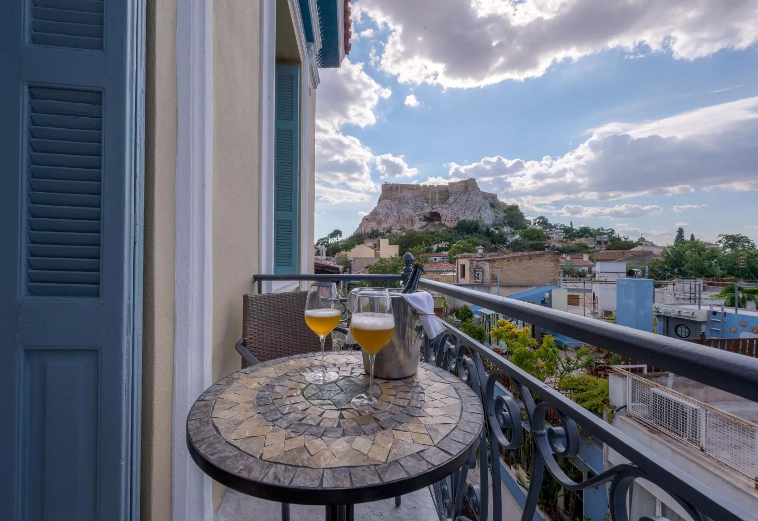 Nearby landmark in Palladian Home