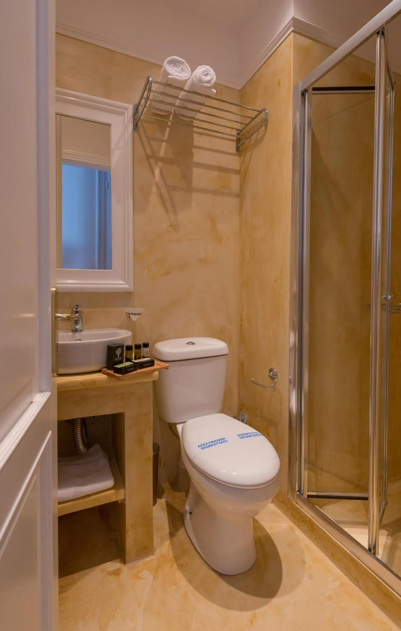 Bathroom in Palladian Home