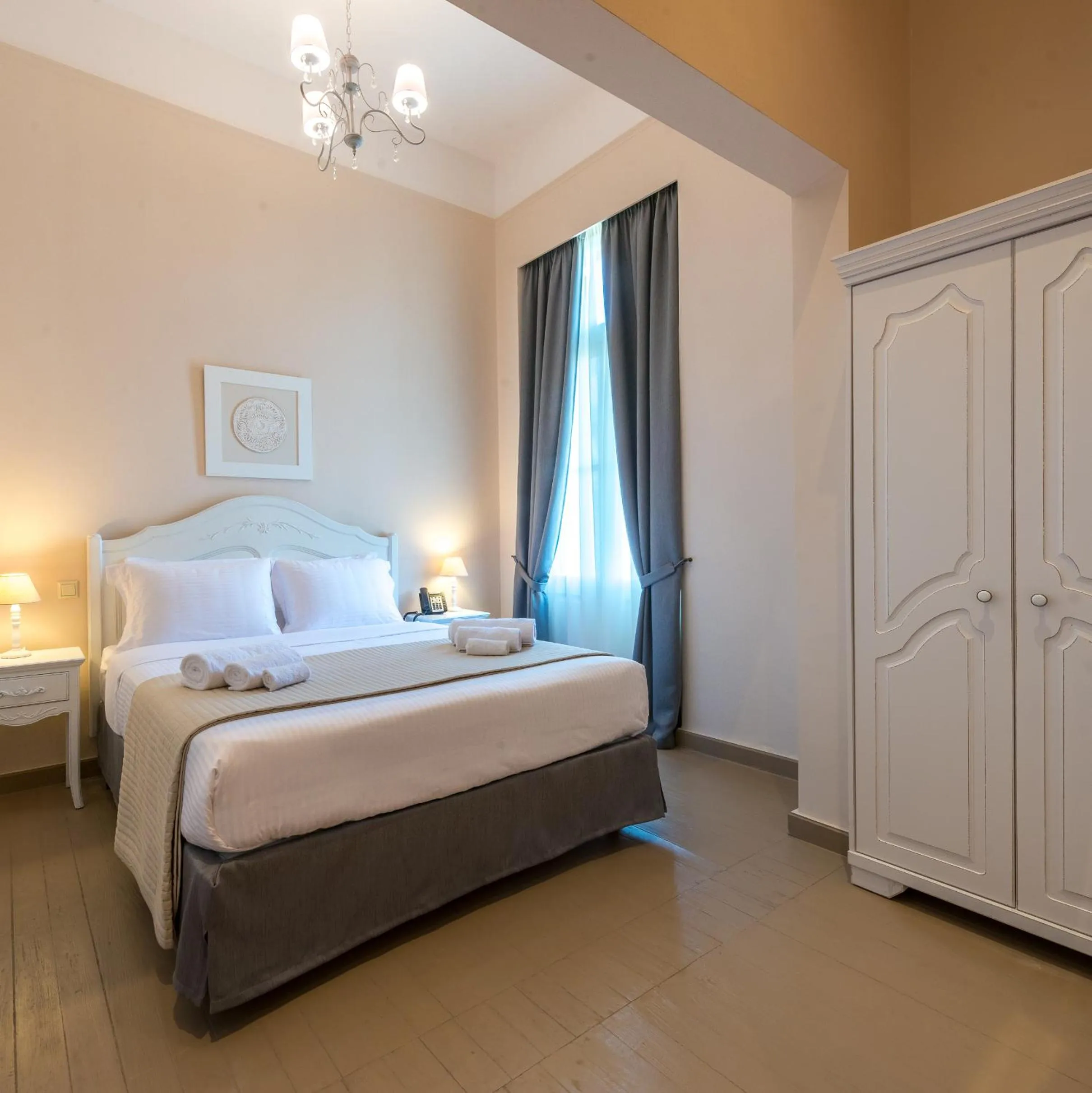 Other, Bed in Palladian Home