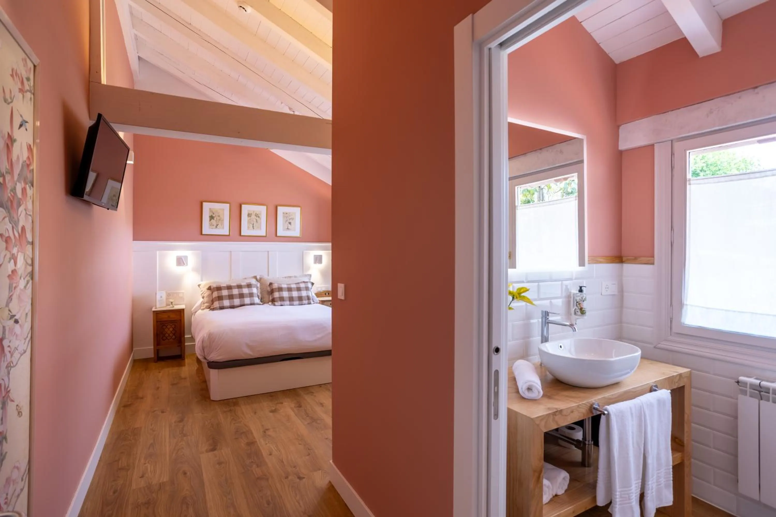 Photo of the whole room, Bed in Casona Las Cinco Calderas