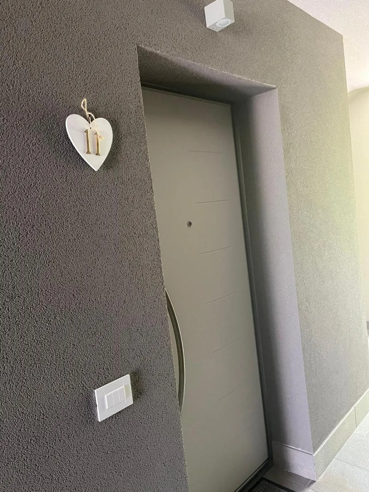 Property building in GardaBreak Rooms&Breakfast Holiday Apartments