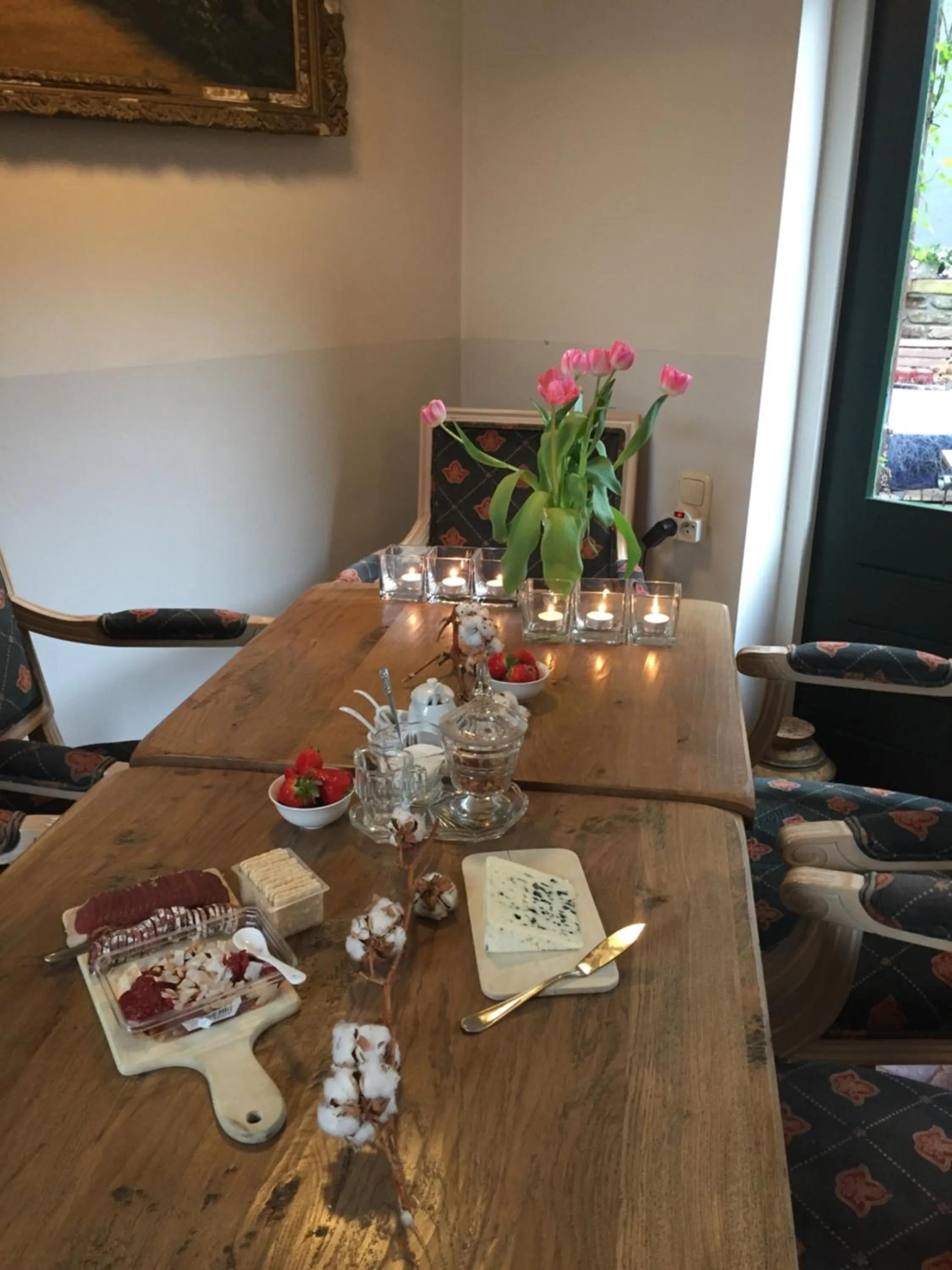 Restaurant/places to eat in Artagnan