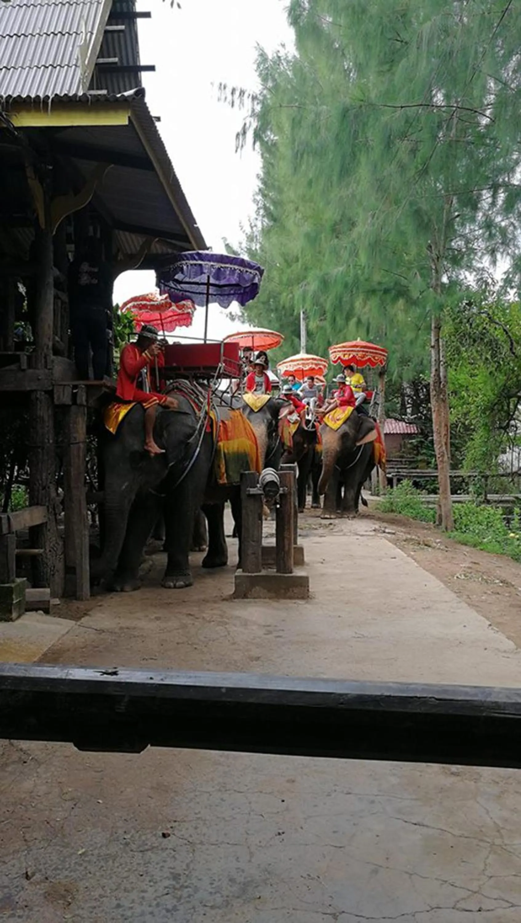 group of guests in PuengLuang Hotel