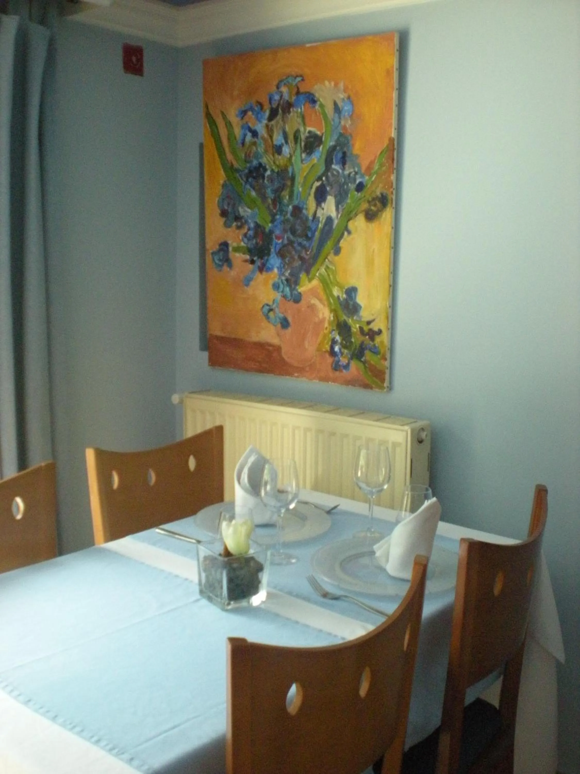 Restaurant/places to eat in Hotel Montané