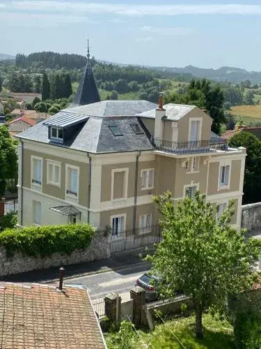 Les Marronniers Les Marronniers