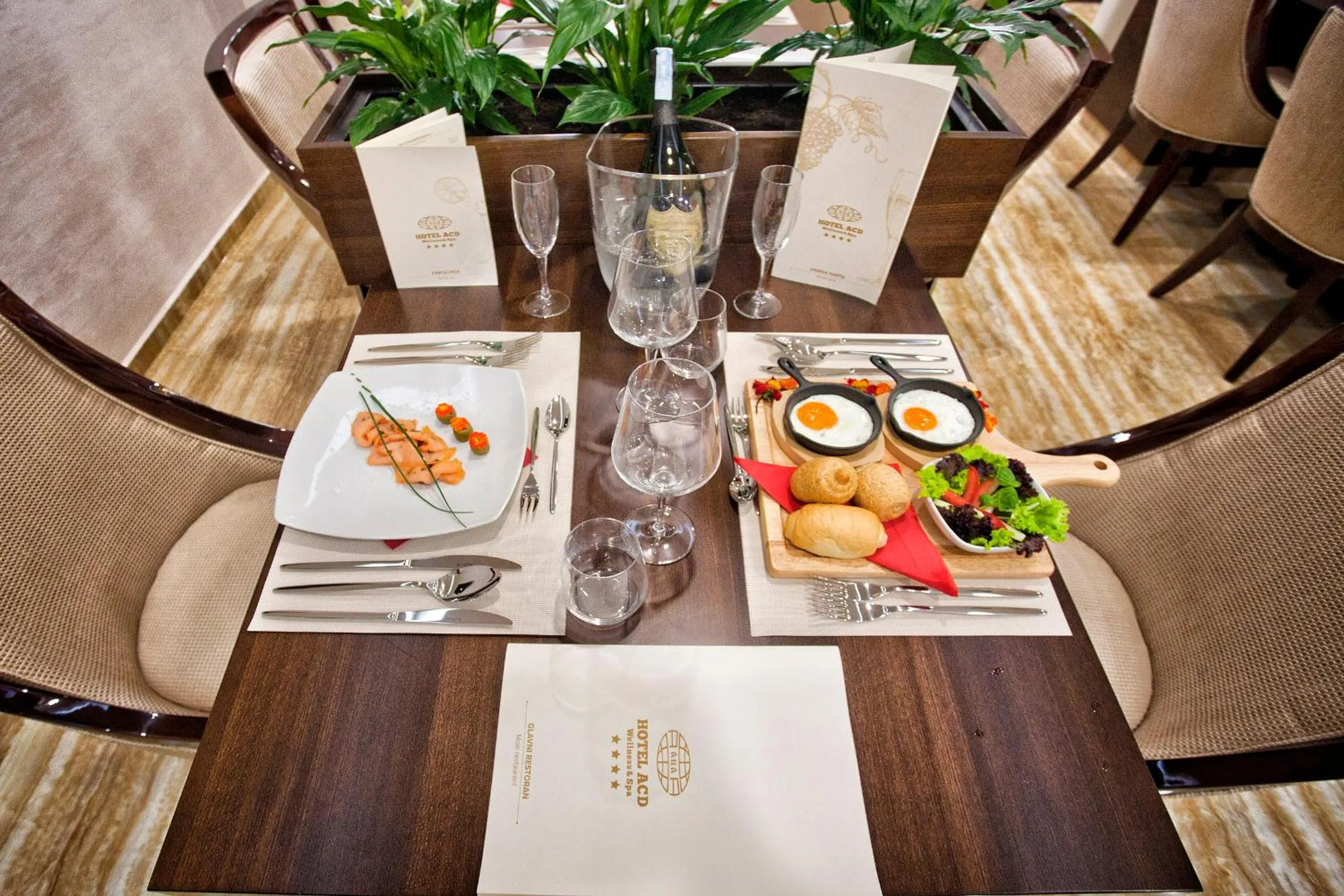 Food and drinks in Wellness & Spa Hotel ACD