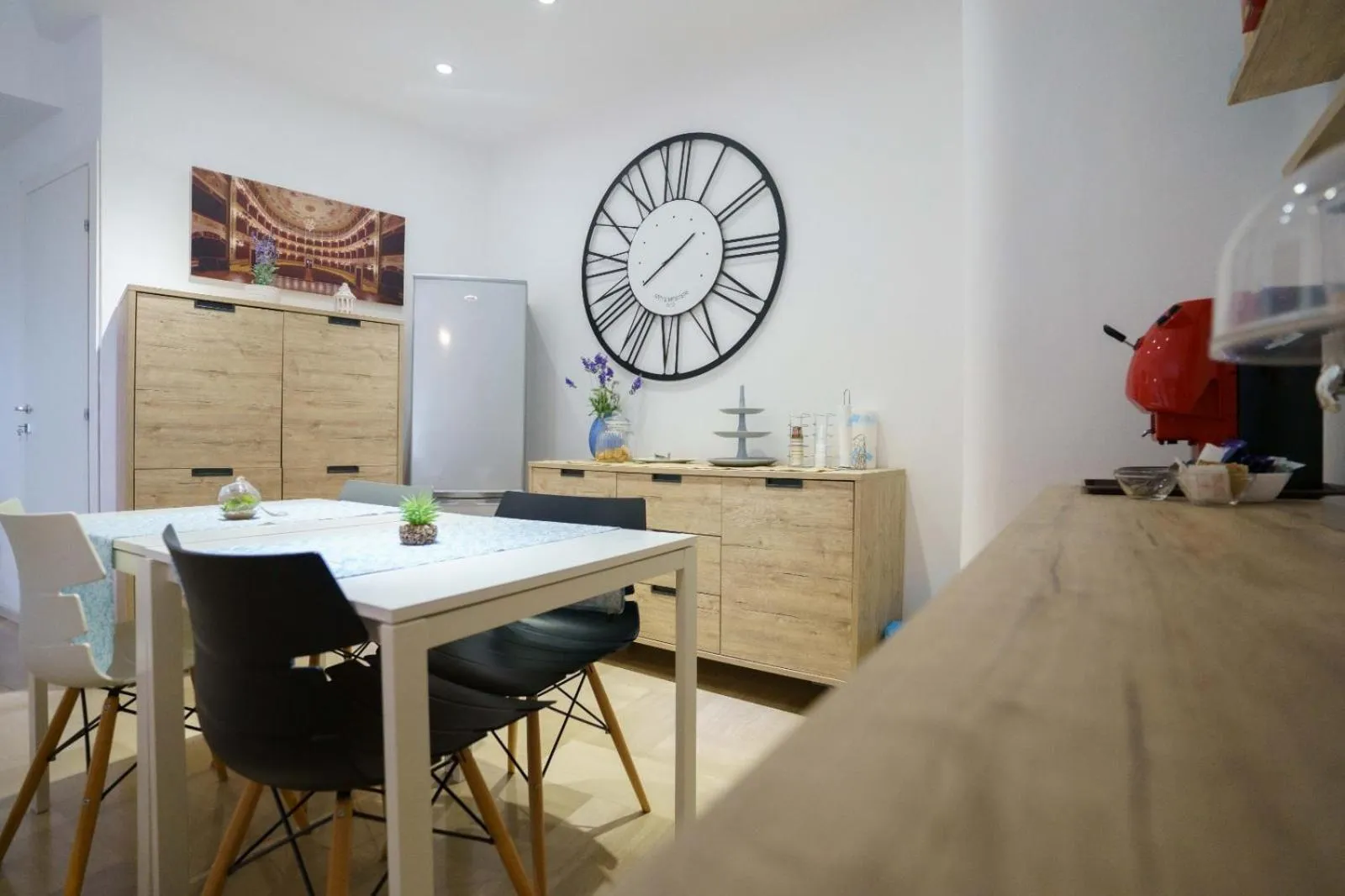Dining area in B&B Porta di Ponte