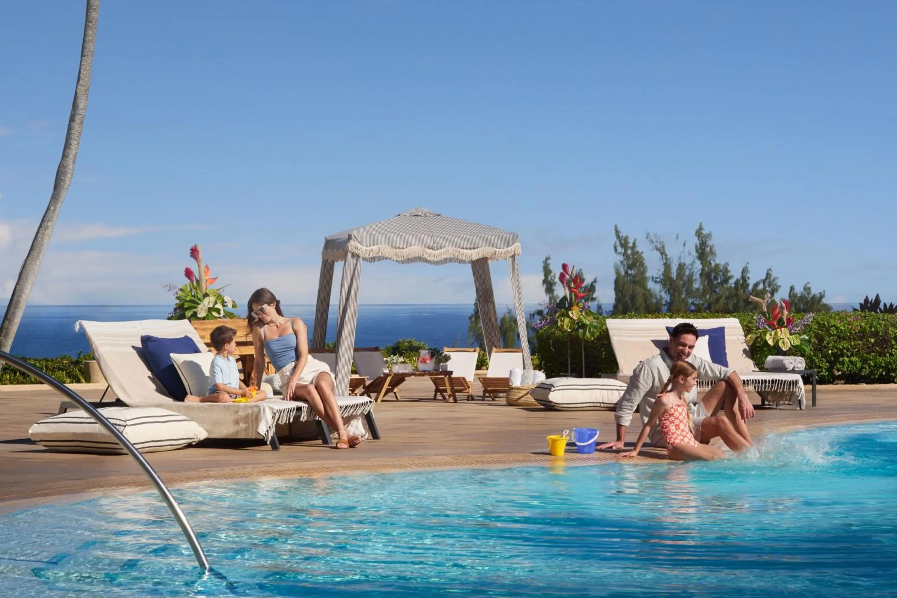 Swimming pool in The Ritz-Carlton Maui, Kapalua