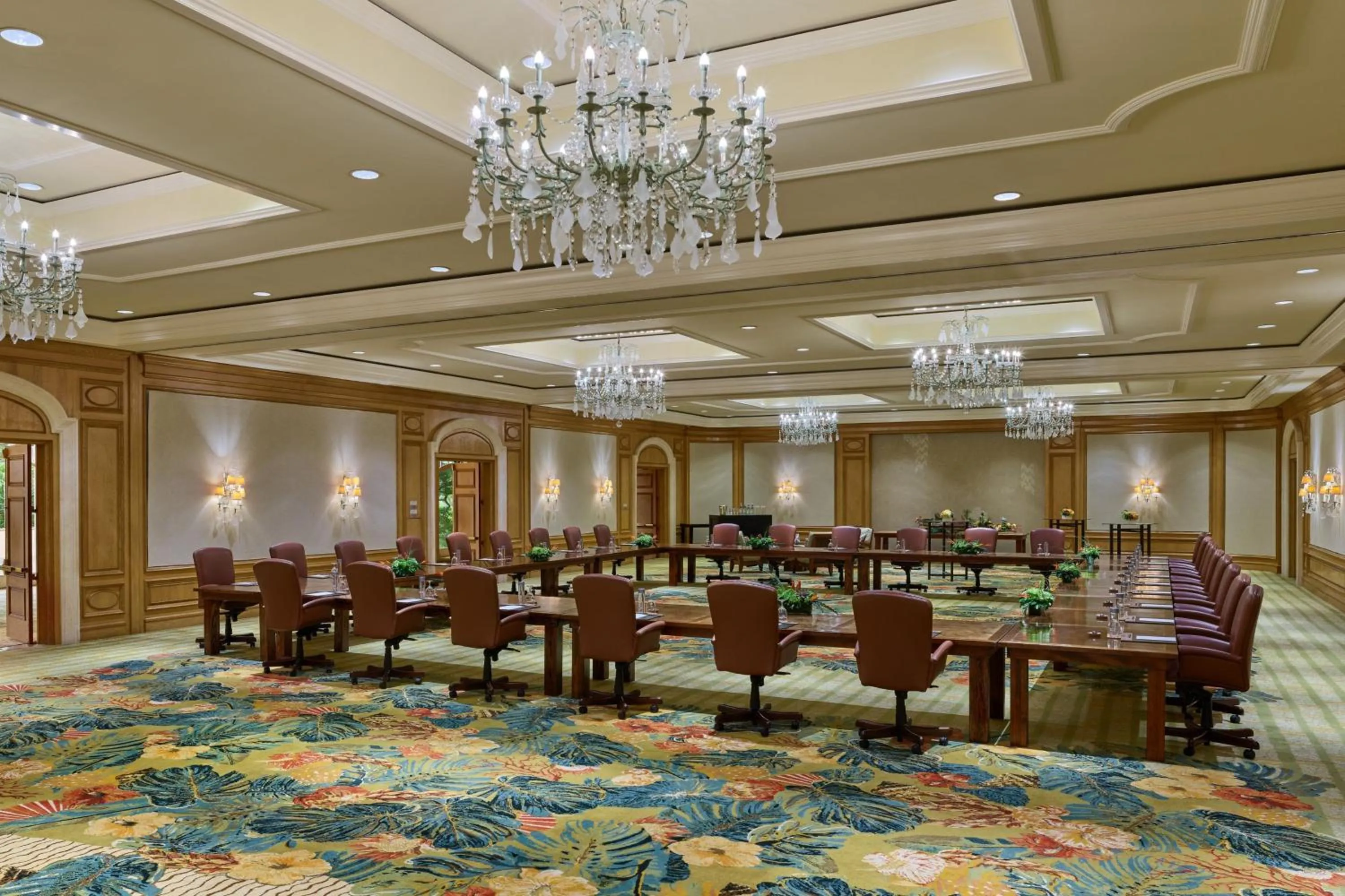 Meeting/conference room in The Ritz-Carlton Maui, Kapalua