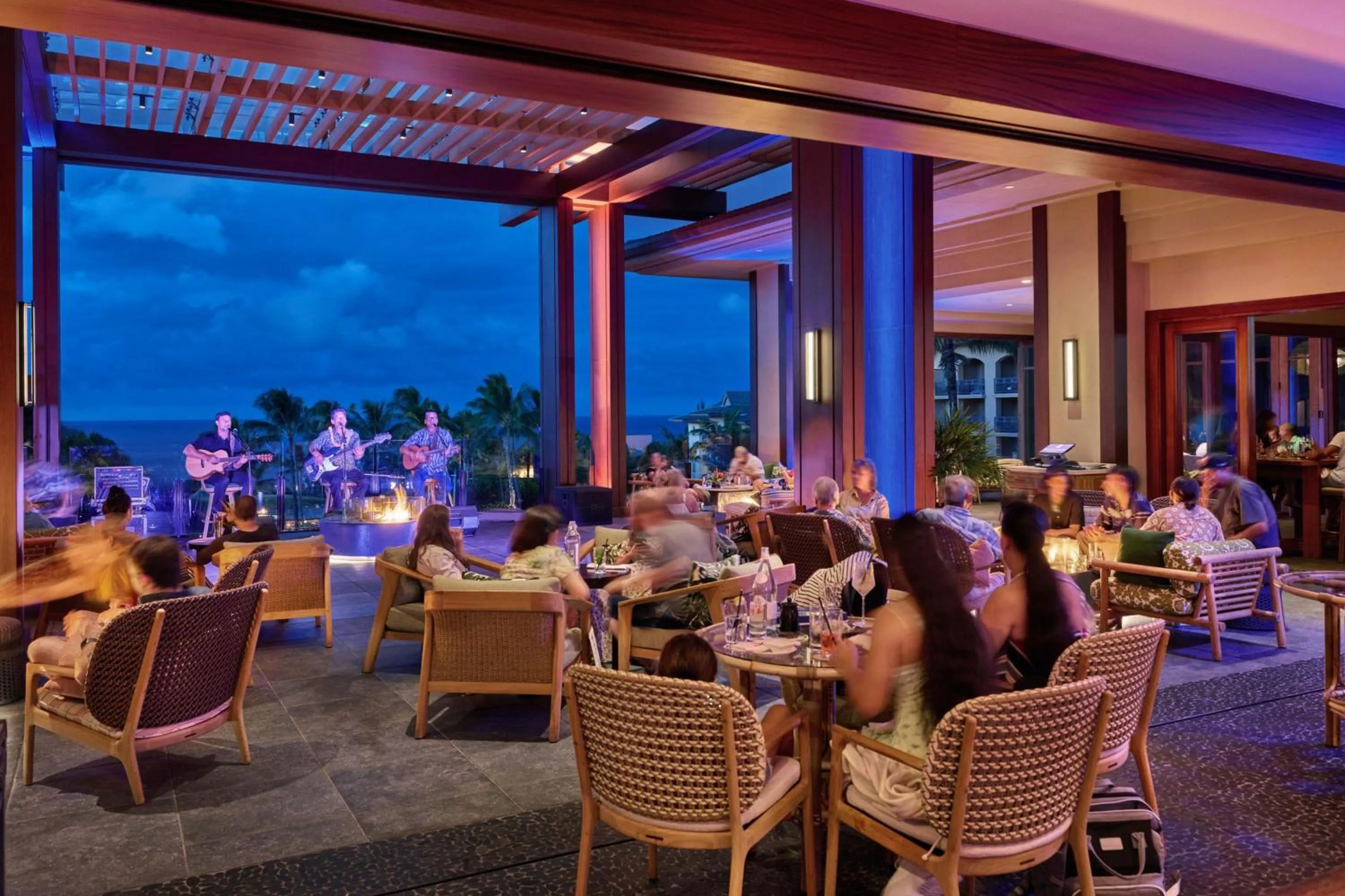 Restaurant/places to eat in The Ritz-Carlton Maui, Kapalua
