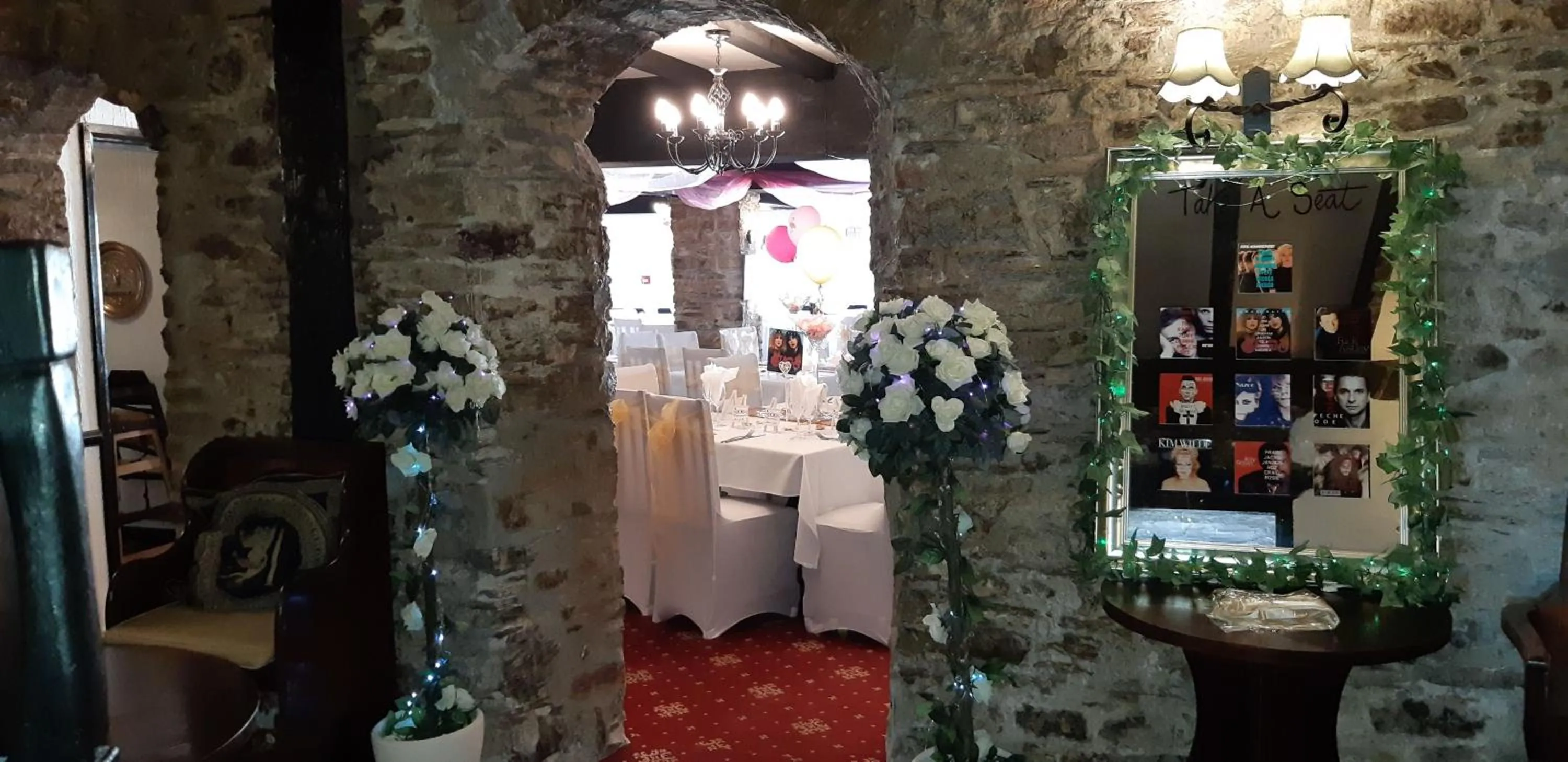 Restaurant/places to eat in The Weary Friar Inn