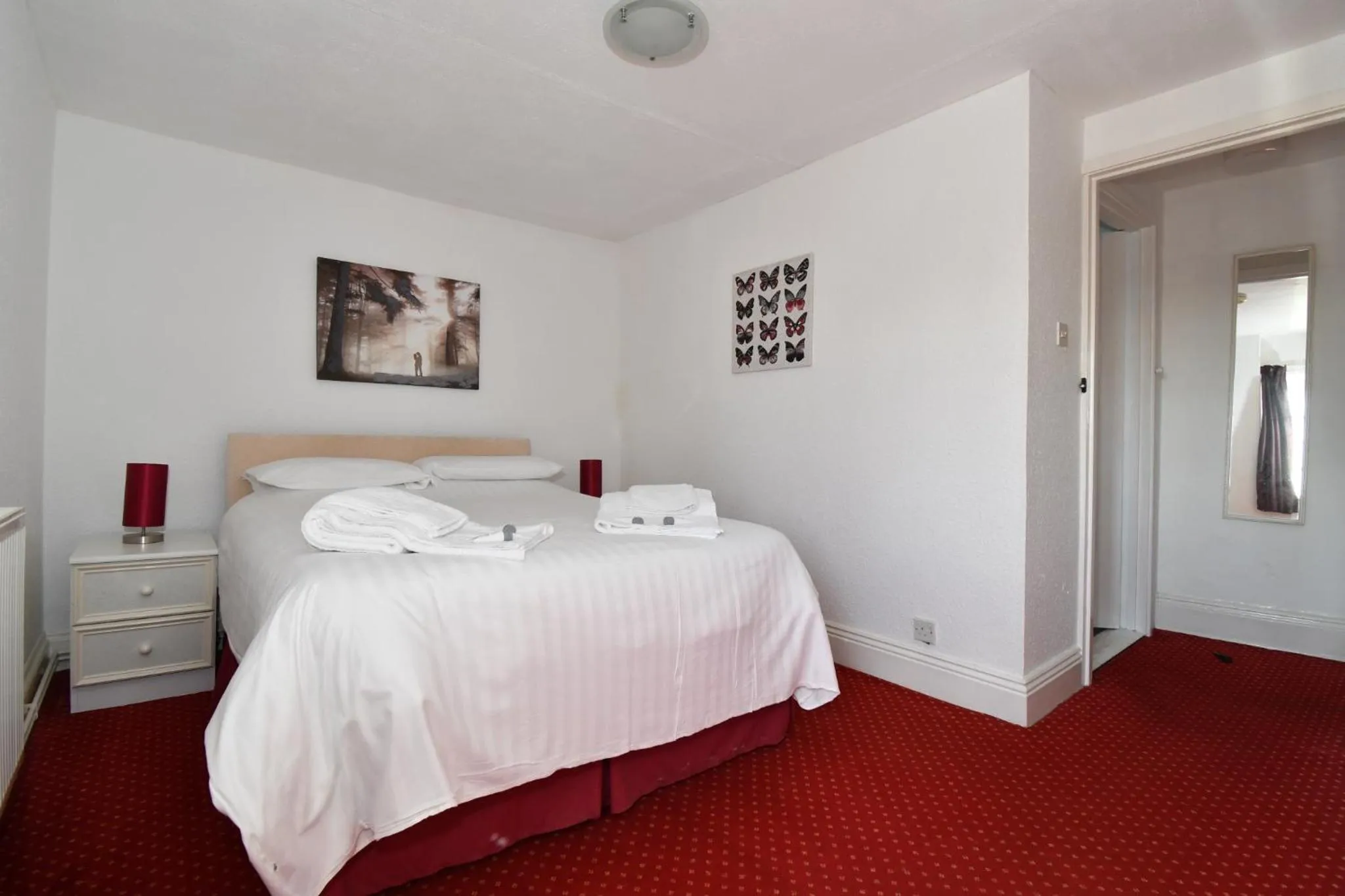 Bed in The Weary Friar Inn