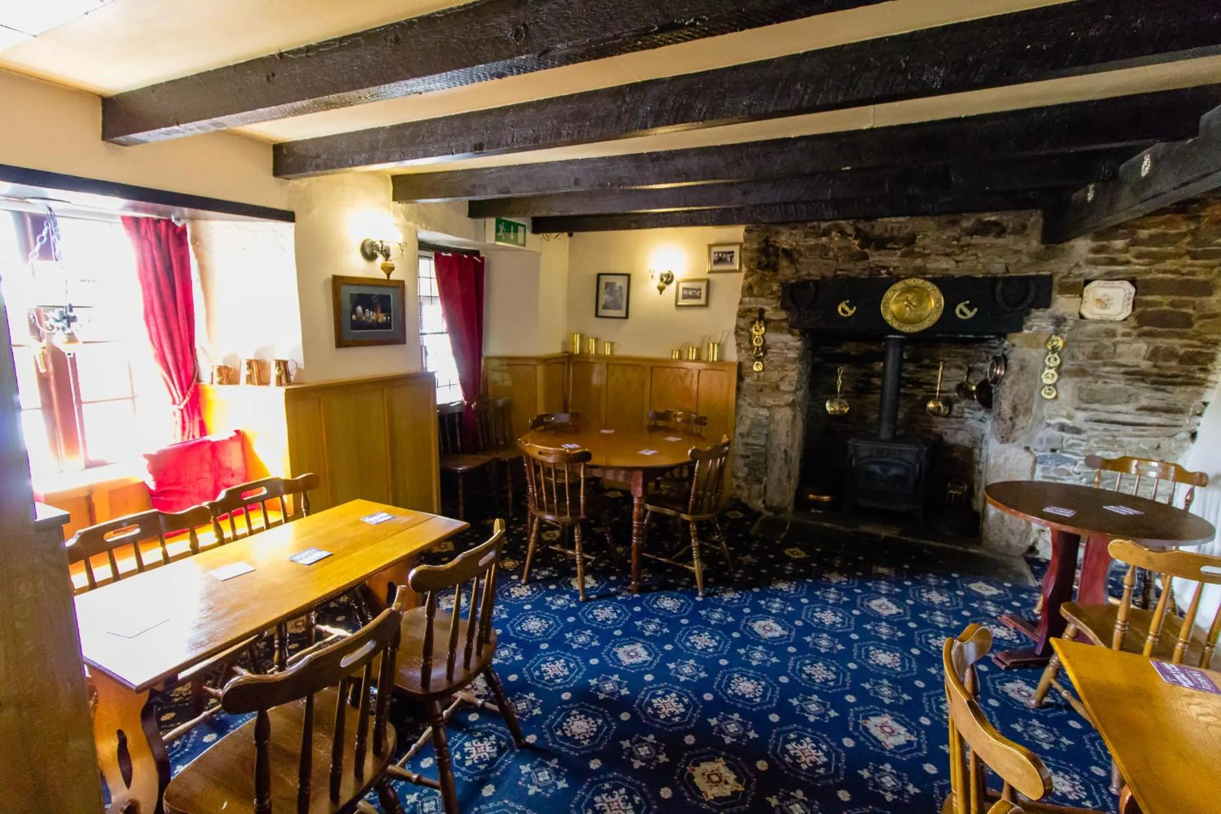 Restaurant/places to eat in The Weary Friar Inn