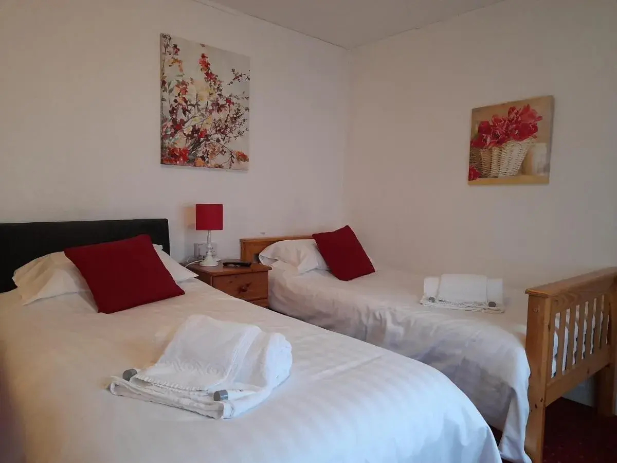 Bedroom, Bed in The Weary Friar Inn Bedroom, Bed in The Weary Friar Inn