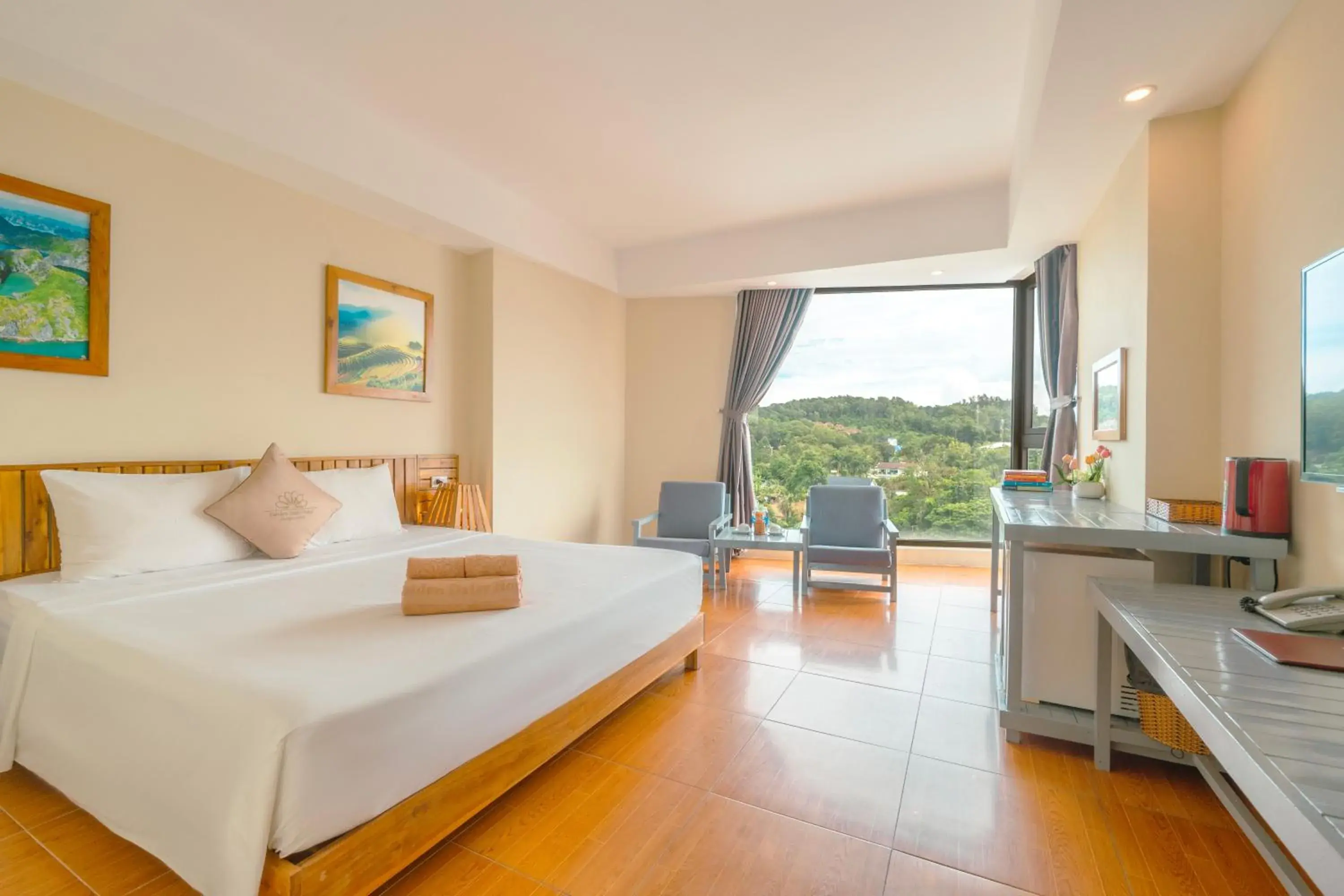 Natural landscape, Bed in Golden Daisy Hotel Phu Quoc Natural landscape, Bed in Golden Daisy Hotel Phu Quoc