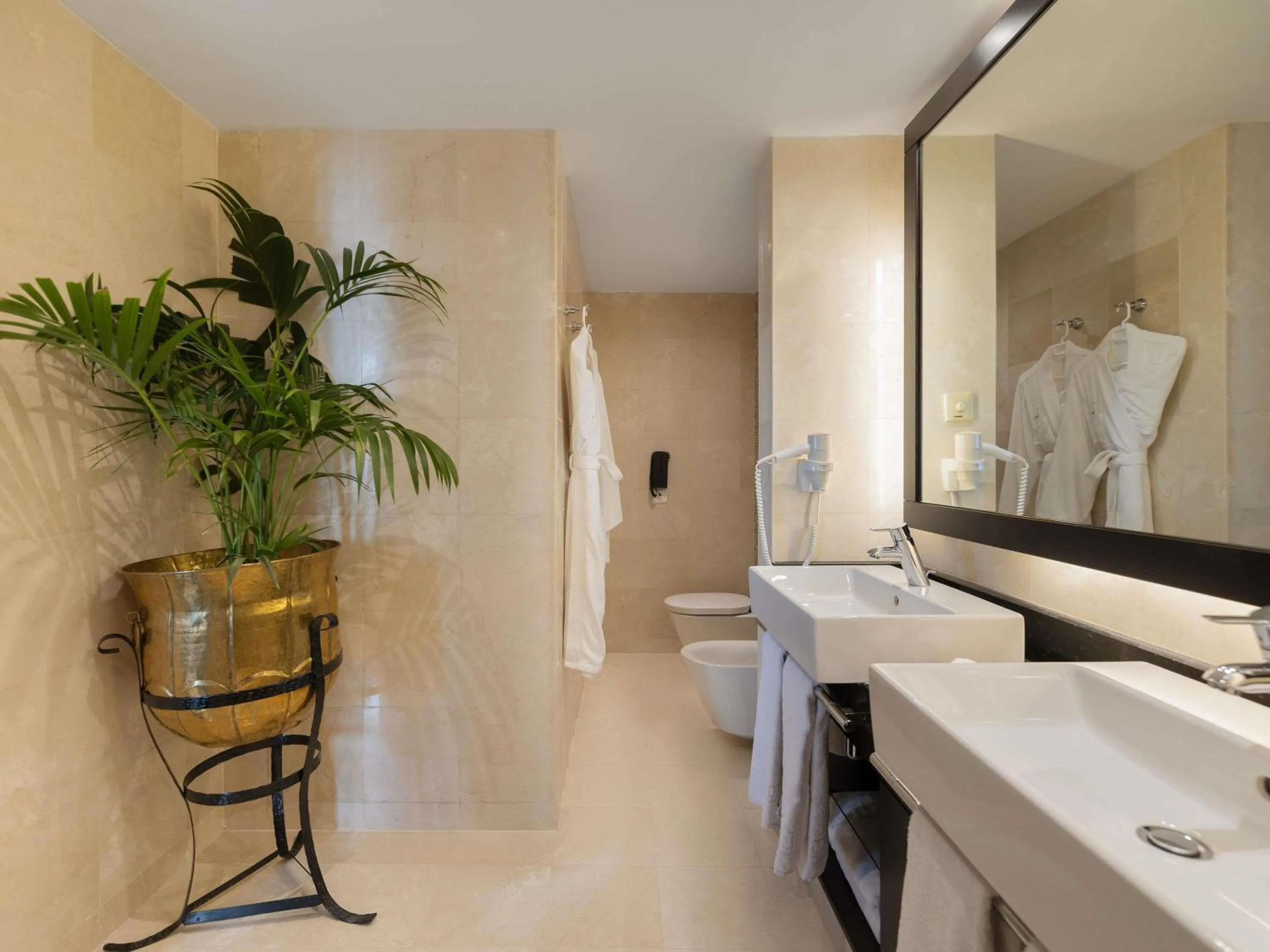 Bedroom in Mövenpick Resort Petra