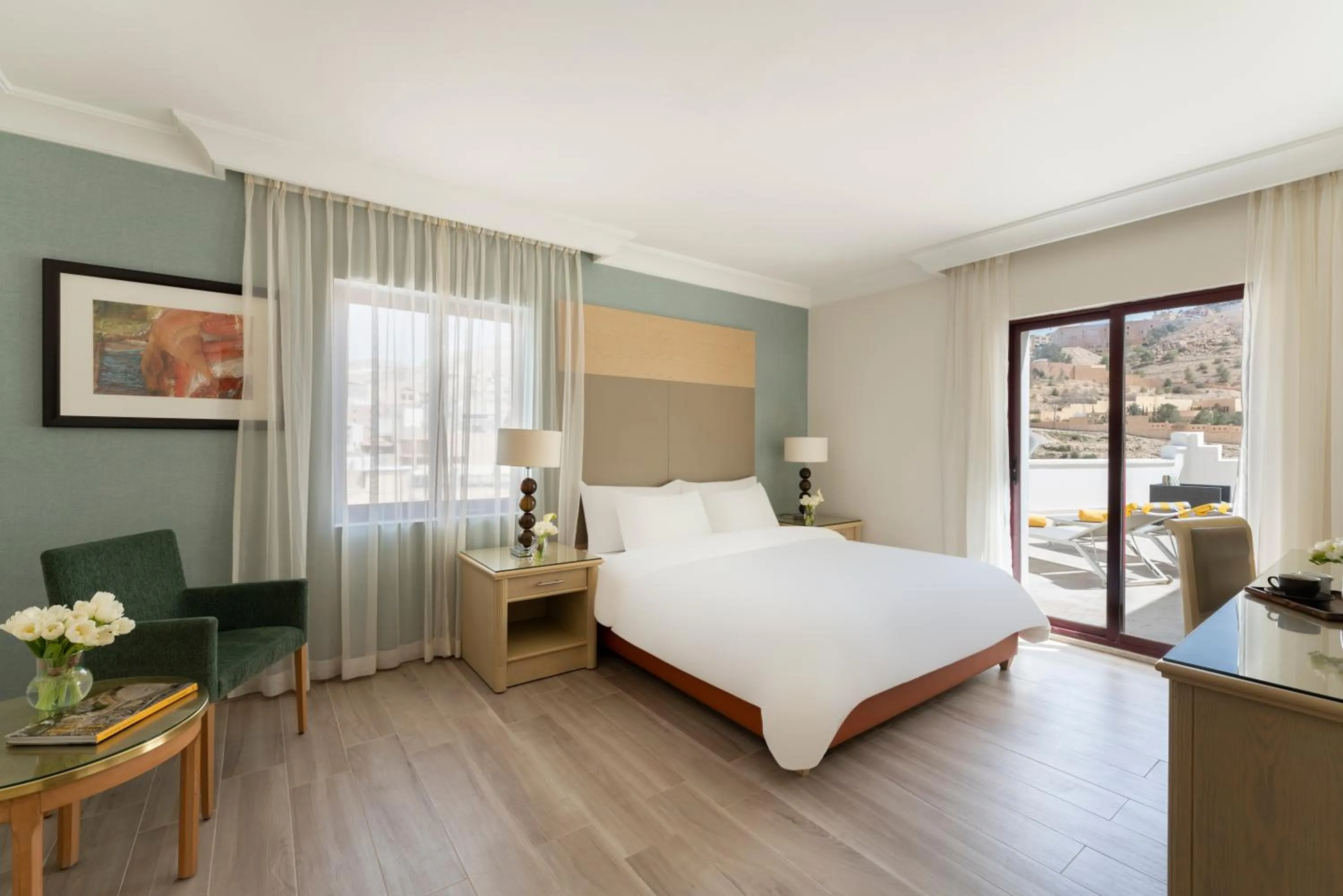 Balcony/Terrace, Bed in Mövenpick Resort Petra