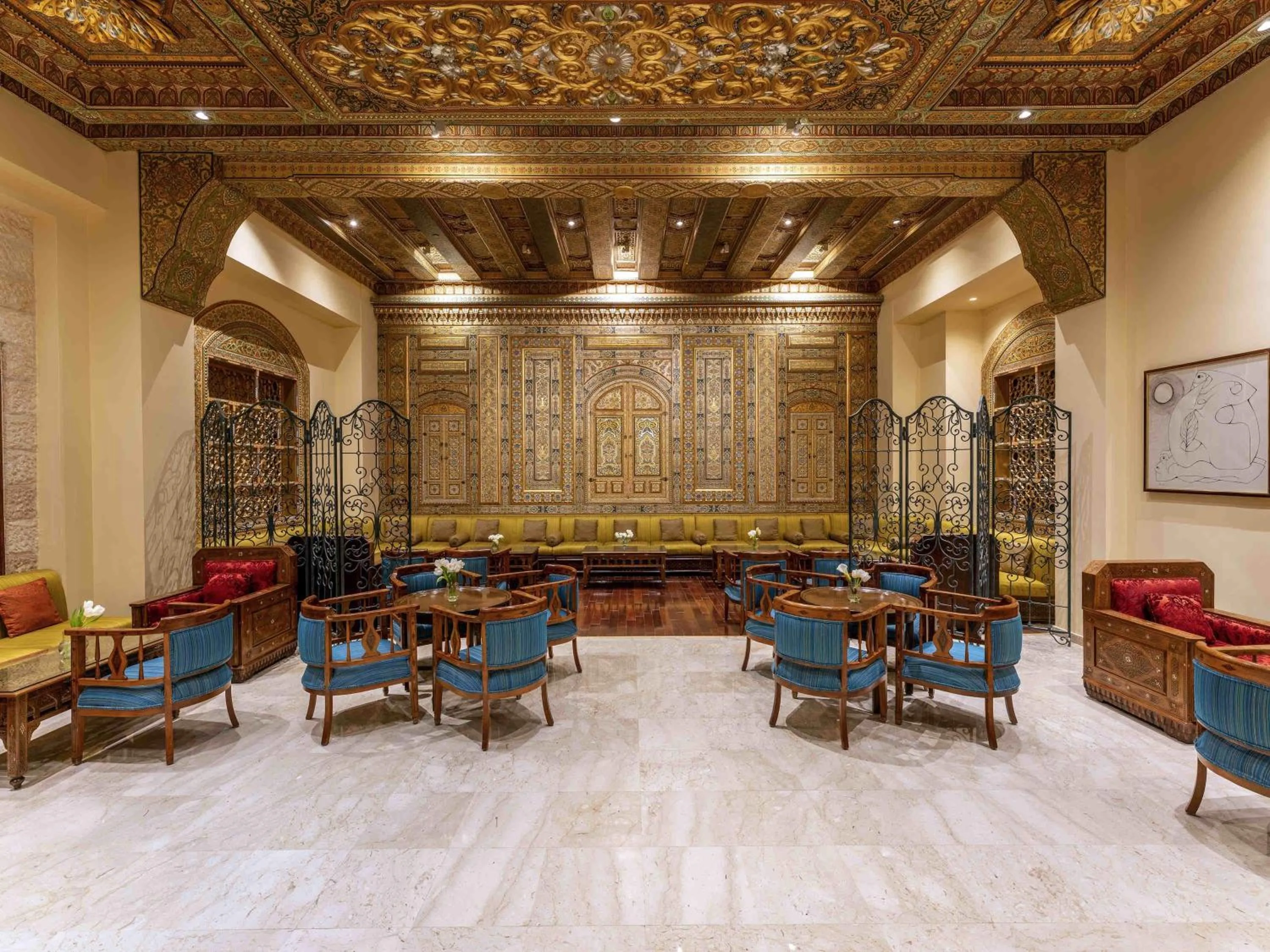 Lounge or bar in Mövenpick Resort Petra