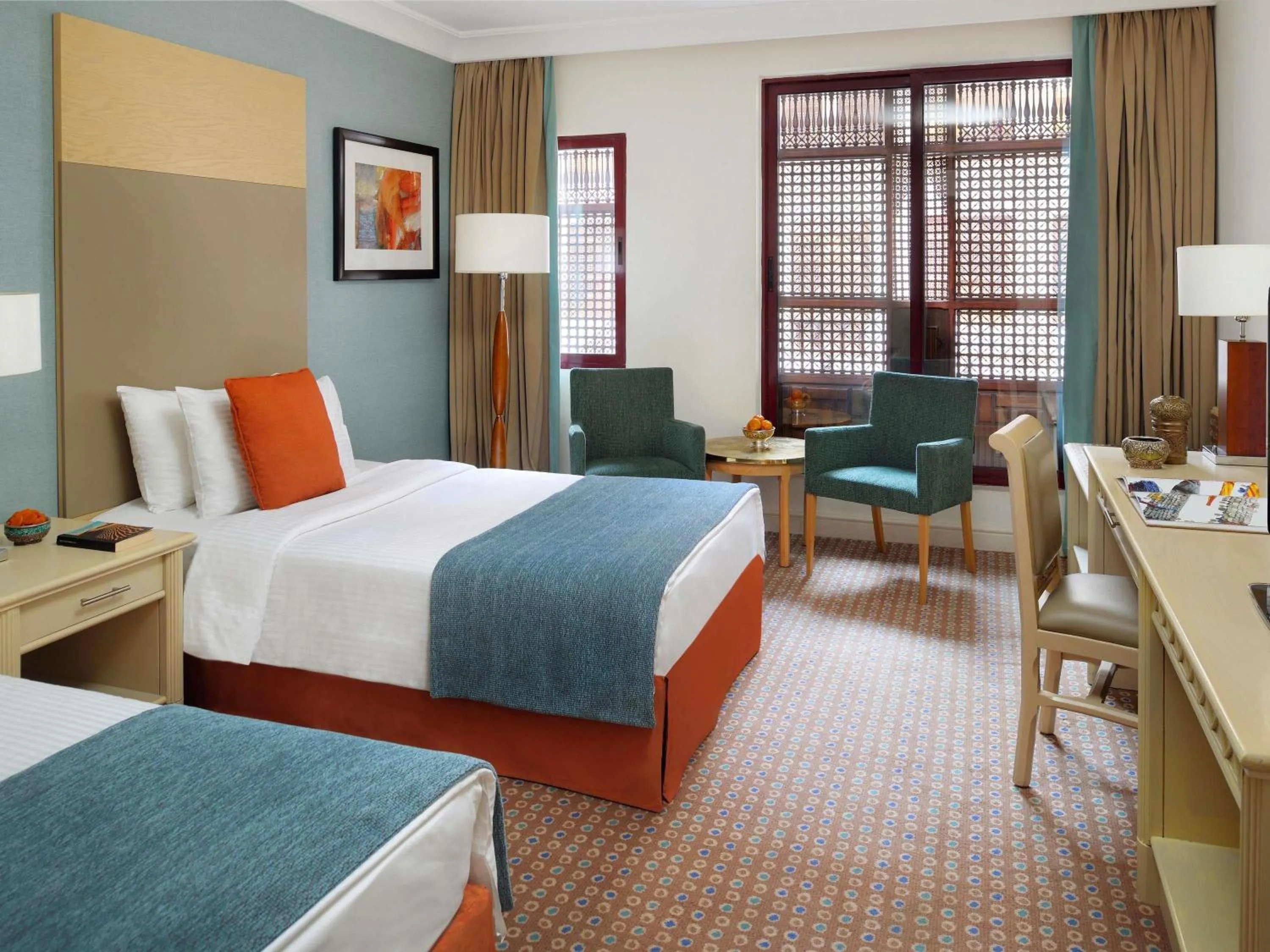 Bedroom, Bed in Mövenpick Resort Petra