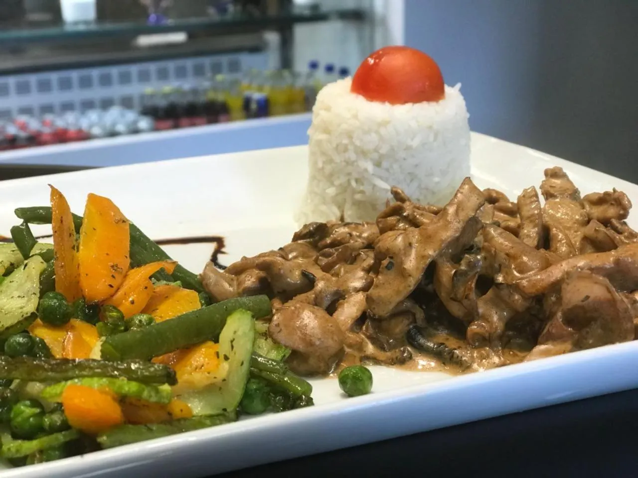 Food and drinks in RENT-INN Suites Hotel