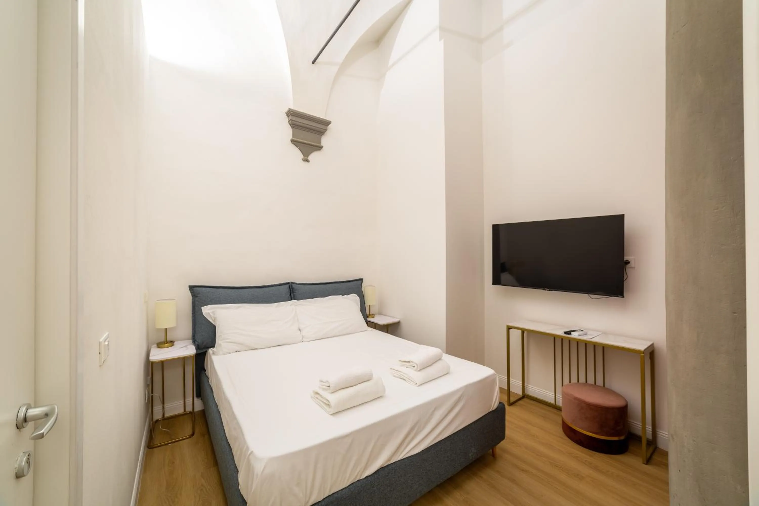 Bedroom, Bed in Residenza d'Epoca Galleria dell'Accademia