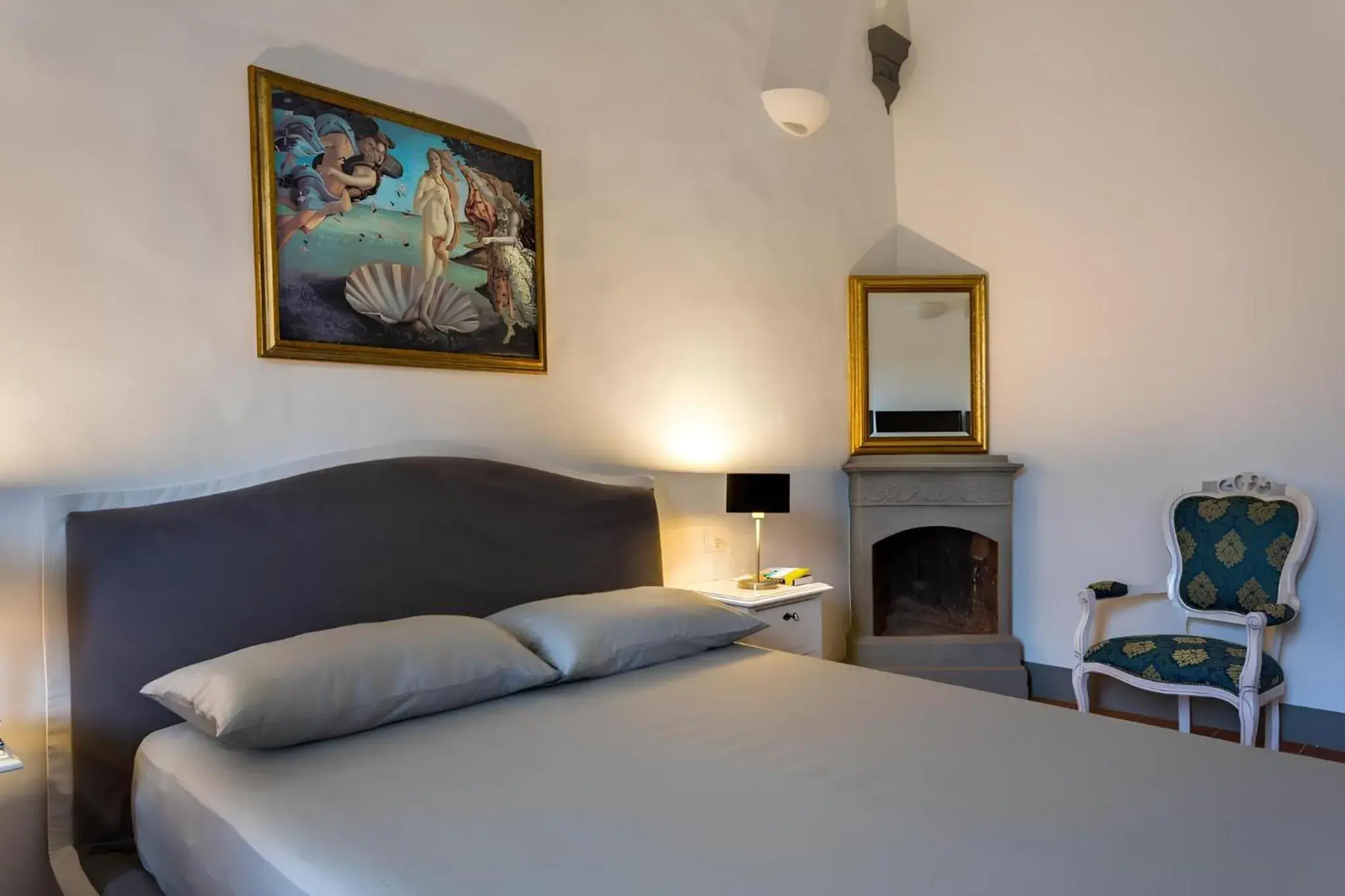 Bed in Residenza d'Epoca Galleria dell'Accademia Bed in Residenza d'Epoca Galleria dell'Accademia