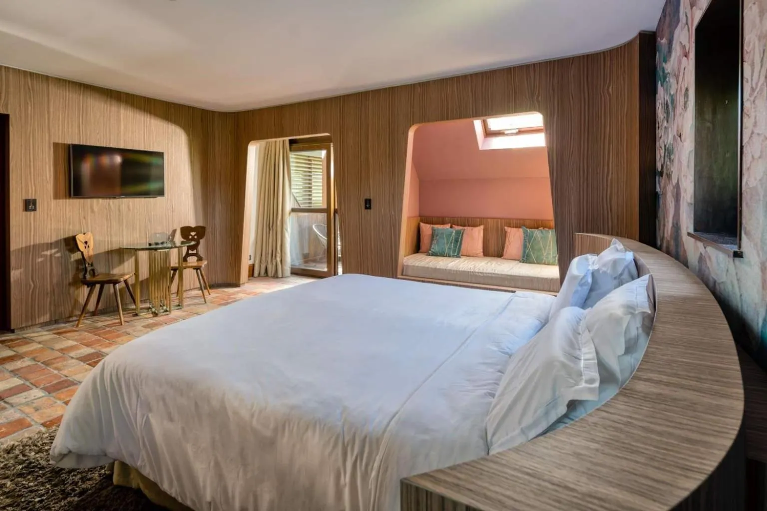 View (from property/room), Bed in Hotel des Berges, Restaurant Gastronomique & Spa