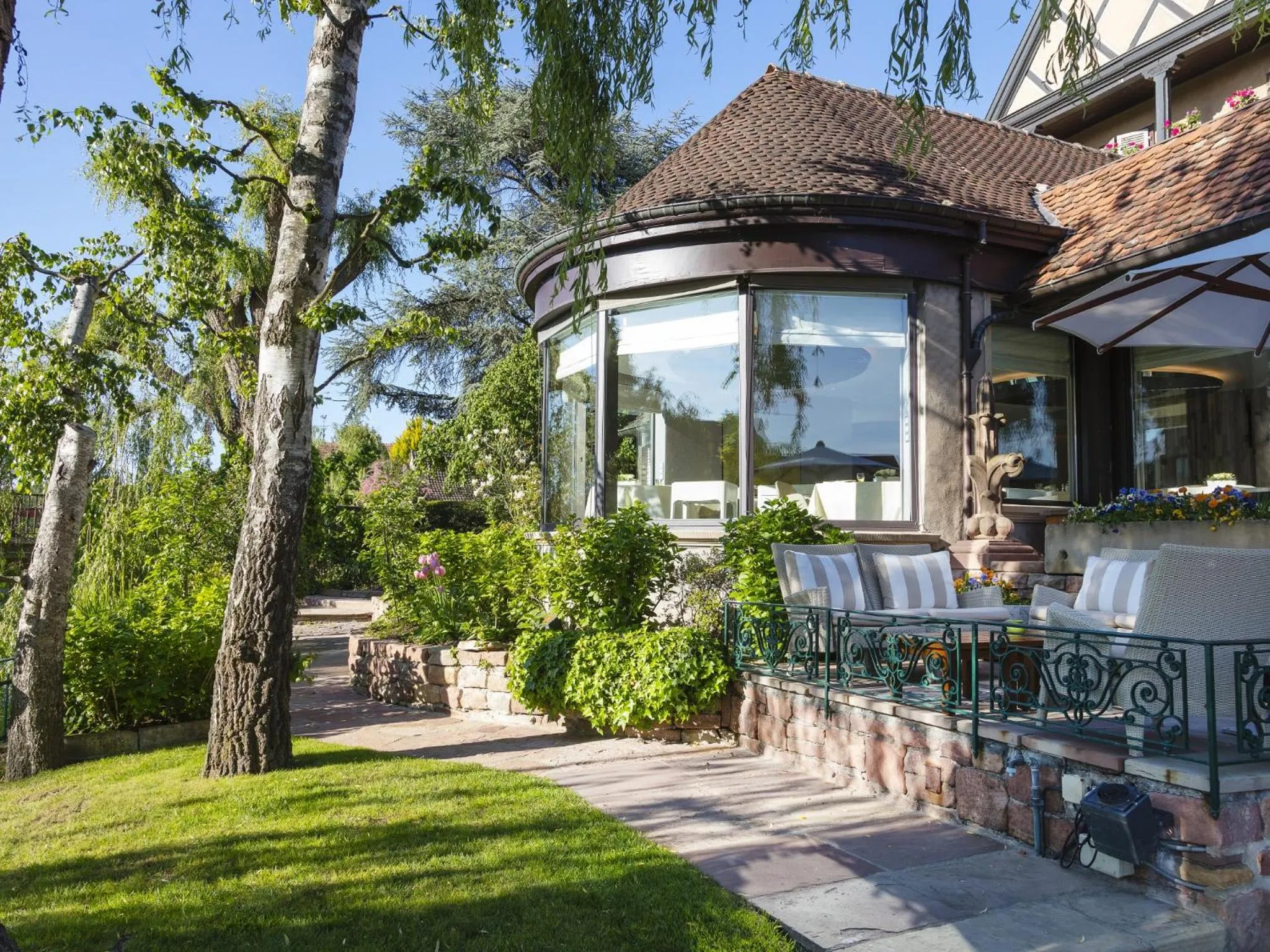 Facade/entrance in Hotel des Berges, Restaurant Gastronomique & Spa