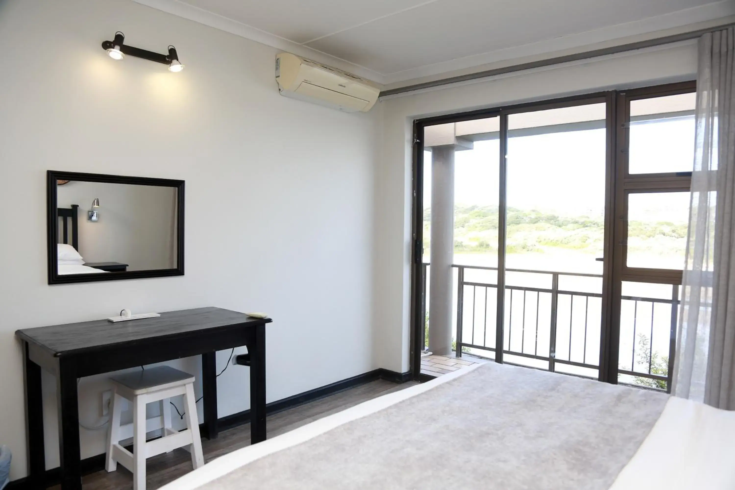 Seating area, Bed in Blue Lagoon Hotel and Conference Centre Seating area, Bed in Blue Lagoon Hotel and Conference Centre