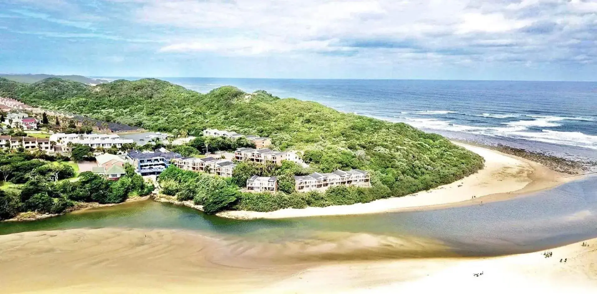 Property building in Blue Lagoon Hotel and Conference Centre Property building in Blue Lagoon Hotel and Conference Centre