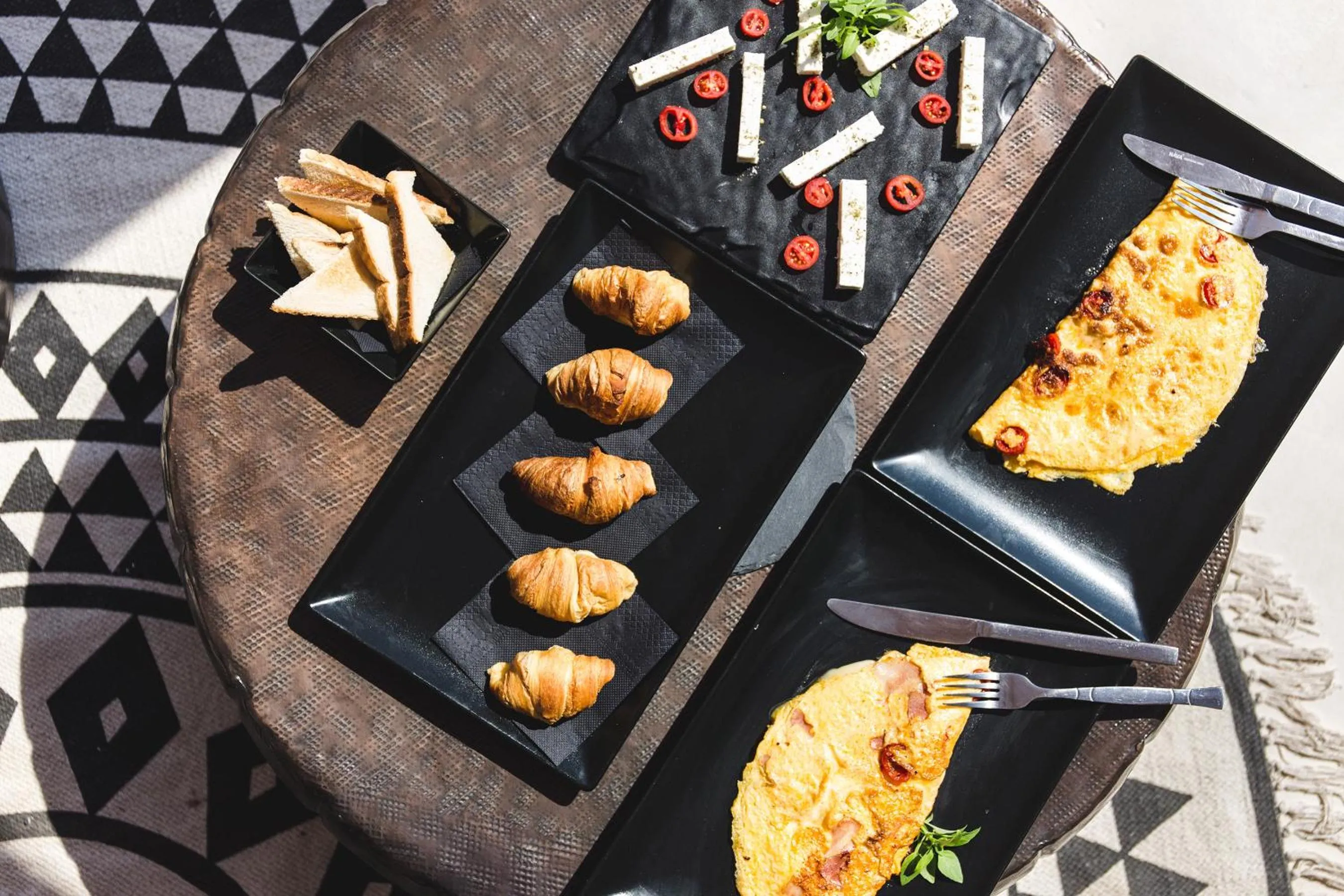 Breakfast in Nimbus My Aktis