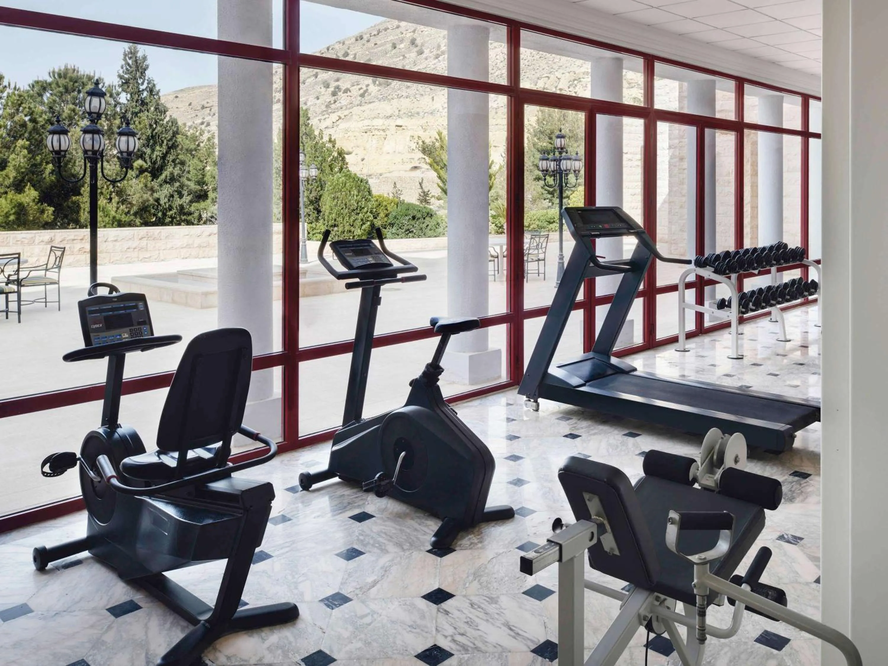 Spa and wellness centre/facilities in Mövenpick Nabatean Castle Hotel