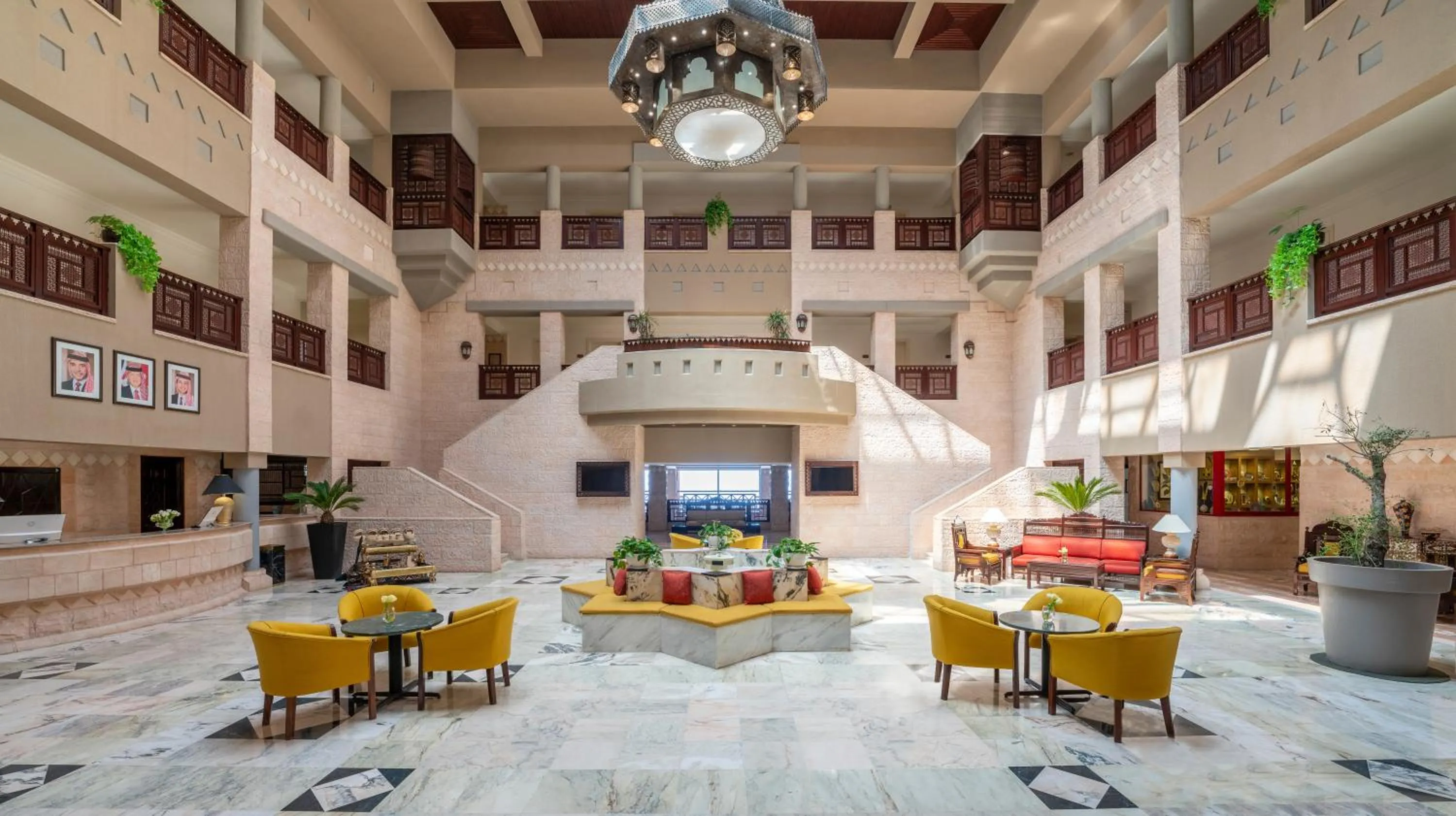 Lobby or reception in Mövenpick Nabatean Castle Hotel