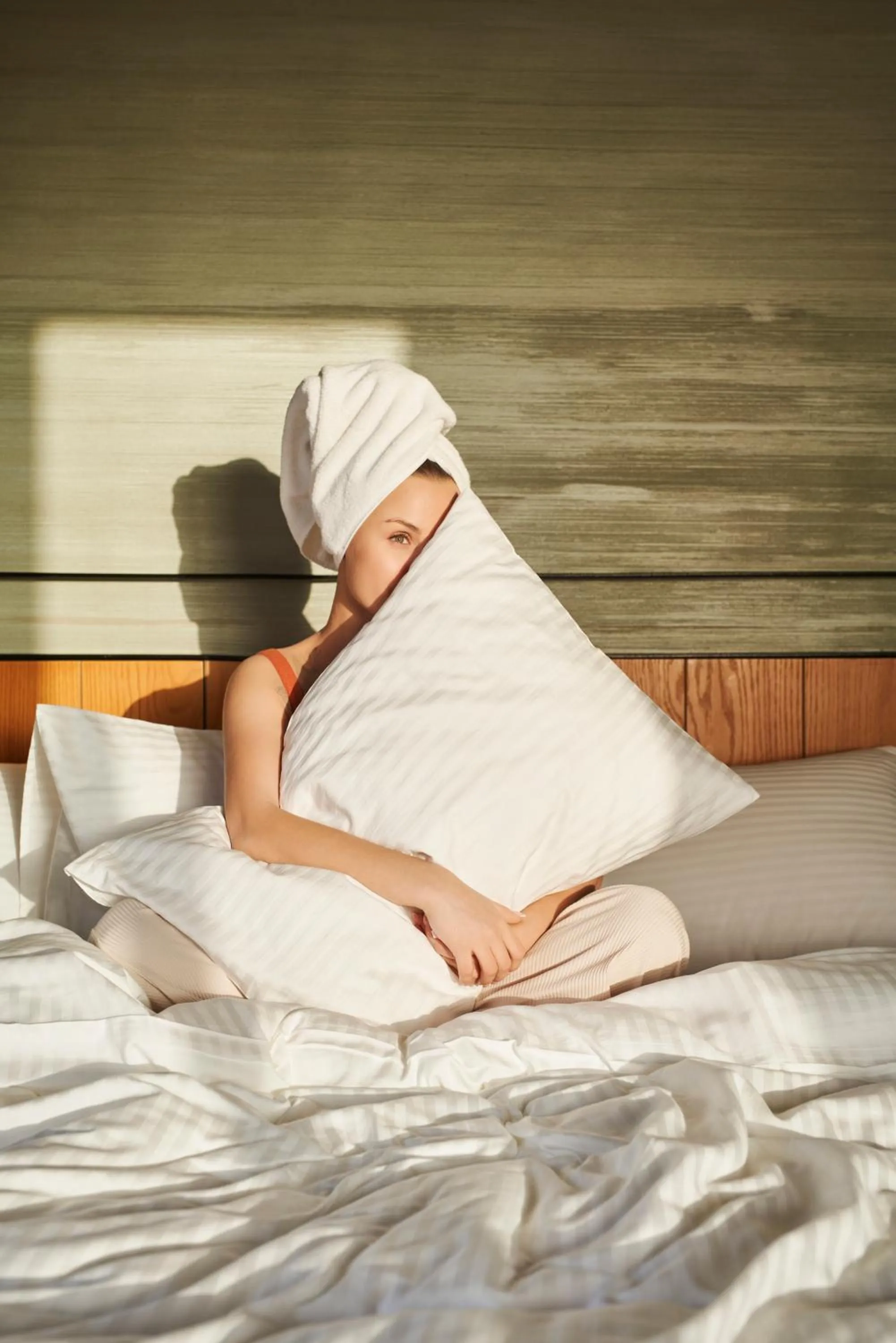 Bed in Mövenpick Nabatean Castle Hotel