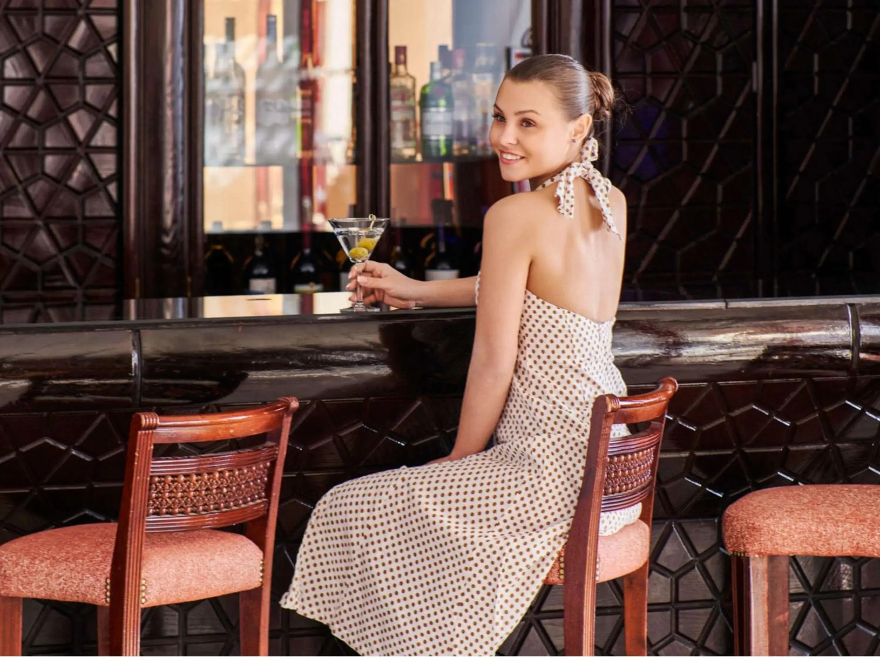 Lounge or bar in Mövenpick Nabatean Castle Hotel Lounge or bar in Mövenpick Nabatean Castle Hotel