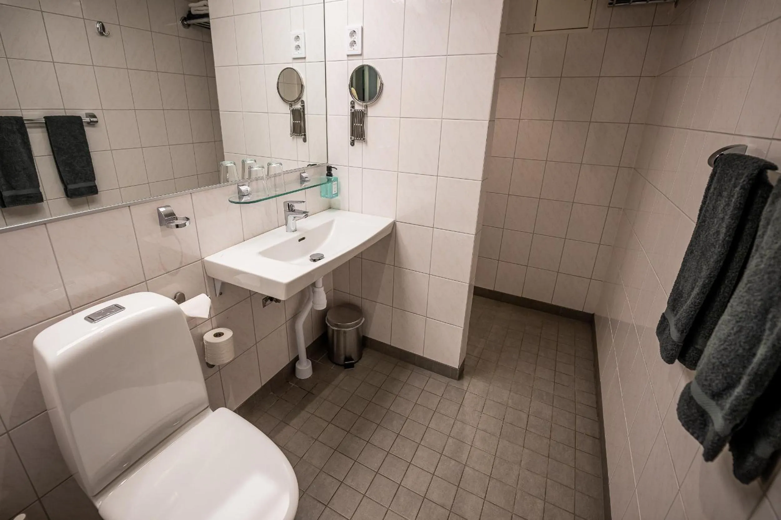 Toilet in Hotel Stensson