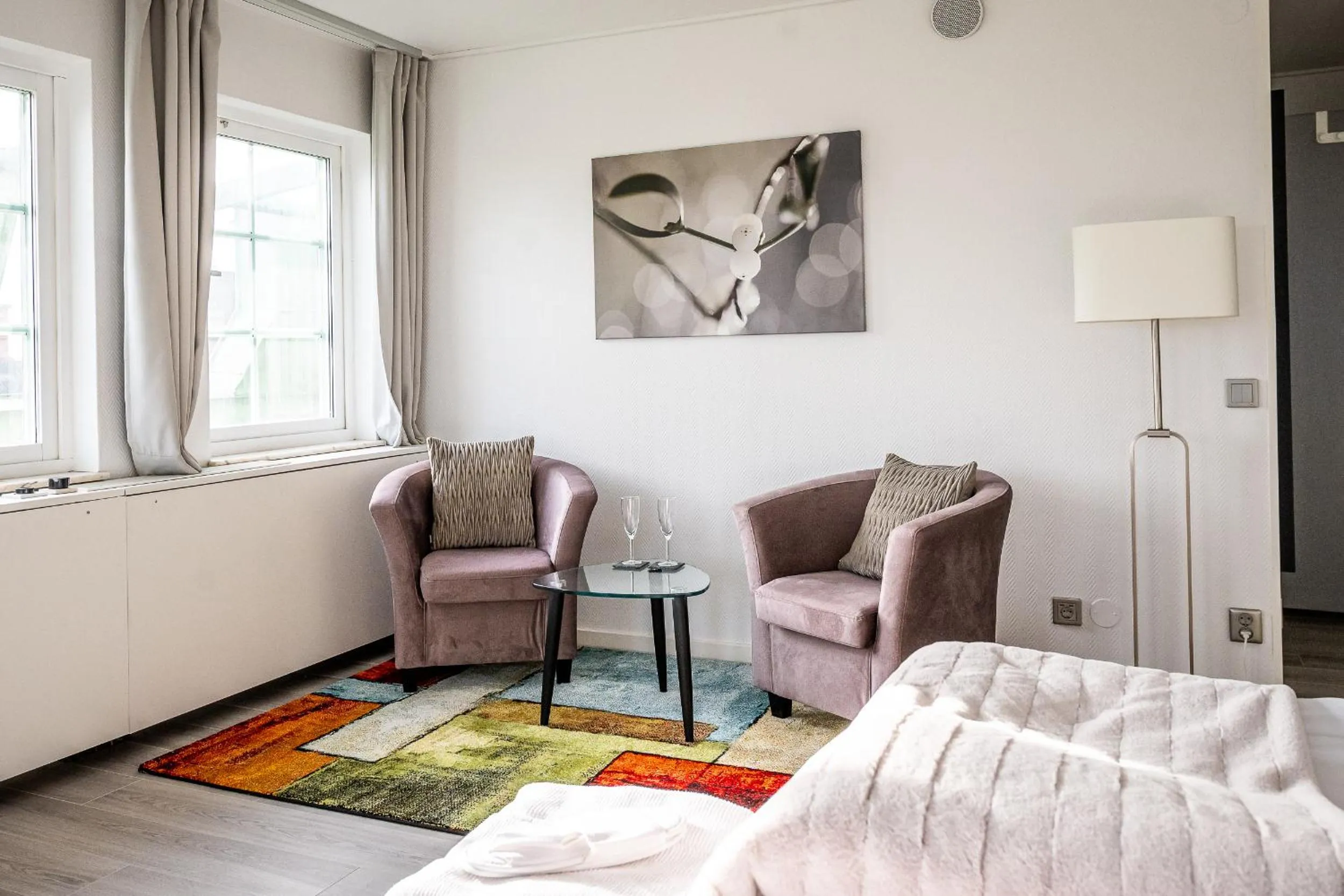 Seating area, Bed in Hotel Stensson