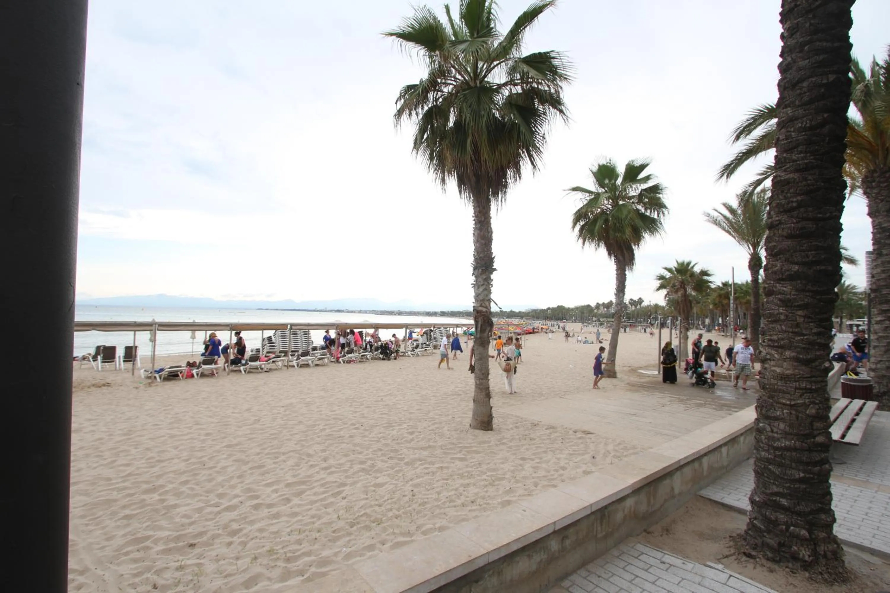 Beach in For a Stay Bello Horizonte
