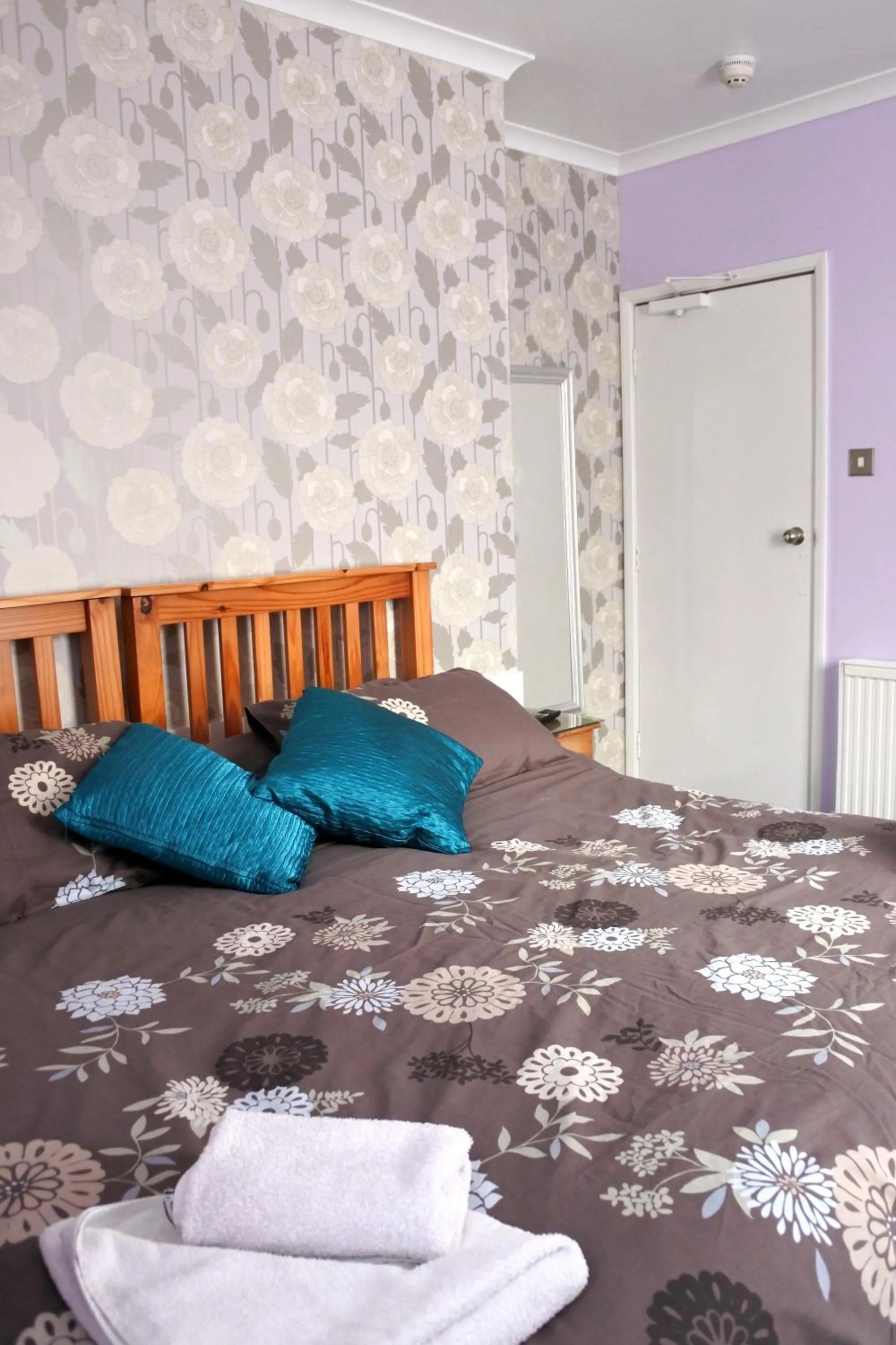 Bed in Smugglers Rest