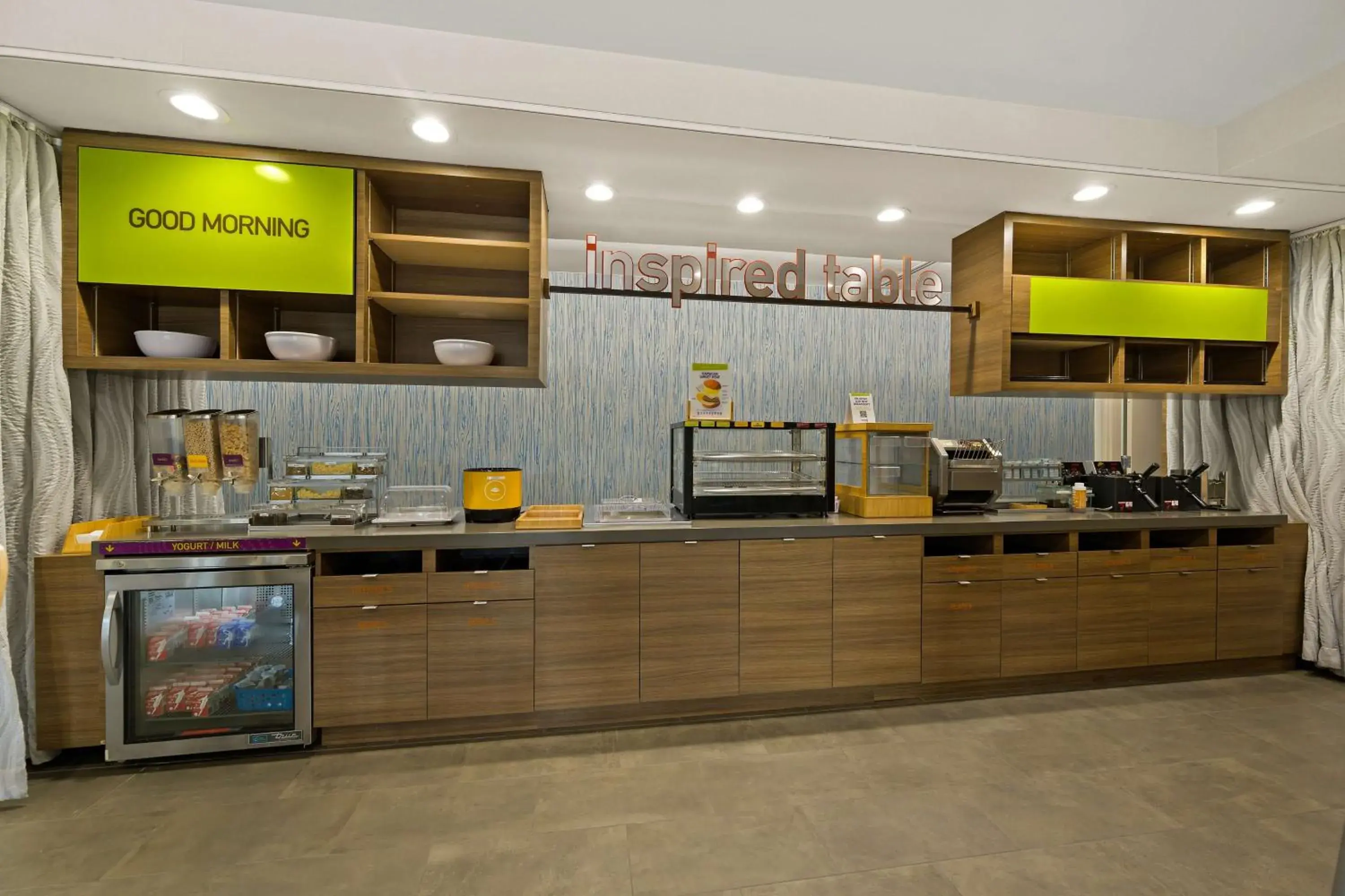Breakfast in Home2 Suites By Hilton Baytown Breakfast in Home2 Suites By Hilton Baytown