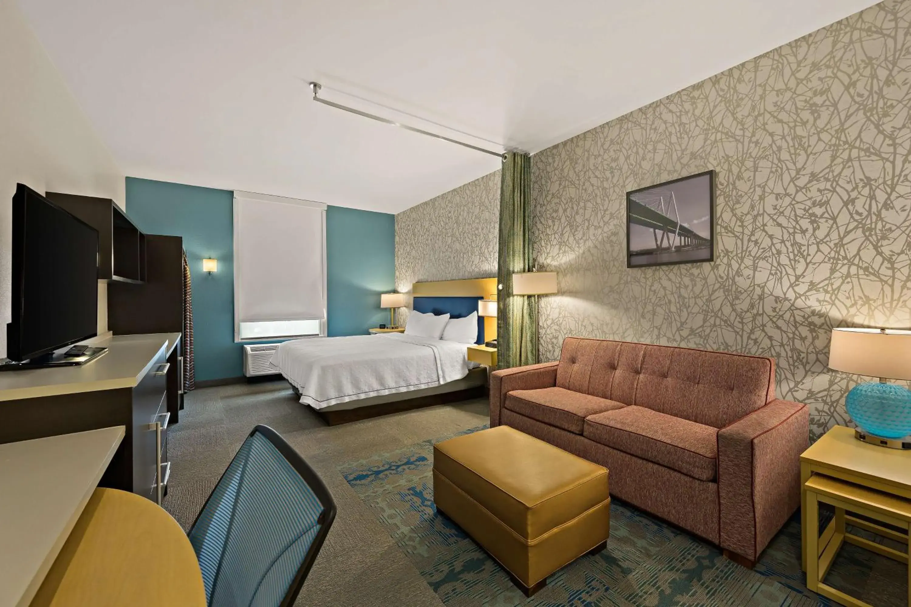 Bed in Home2 Suites By Hilton Baytown Bed in Home2 Suites By Hilton Baytown