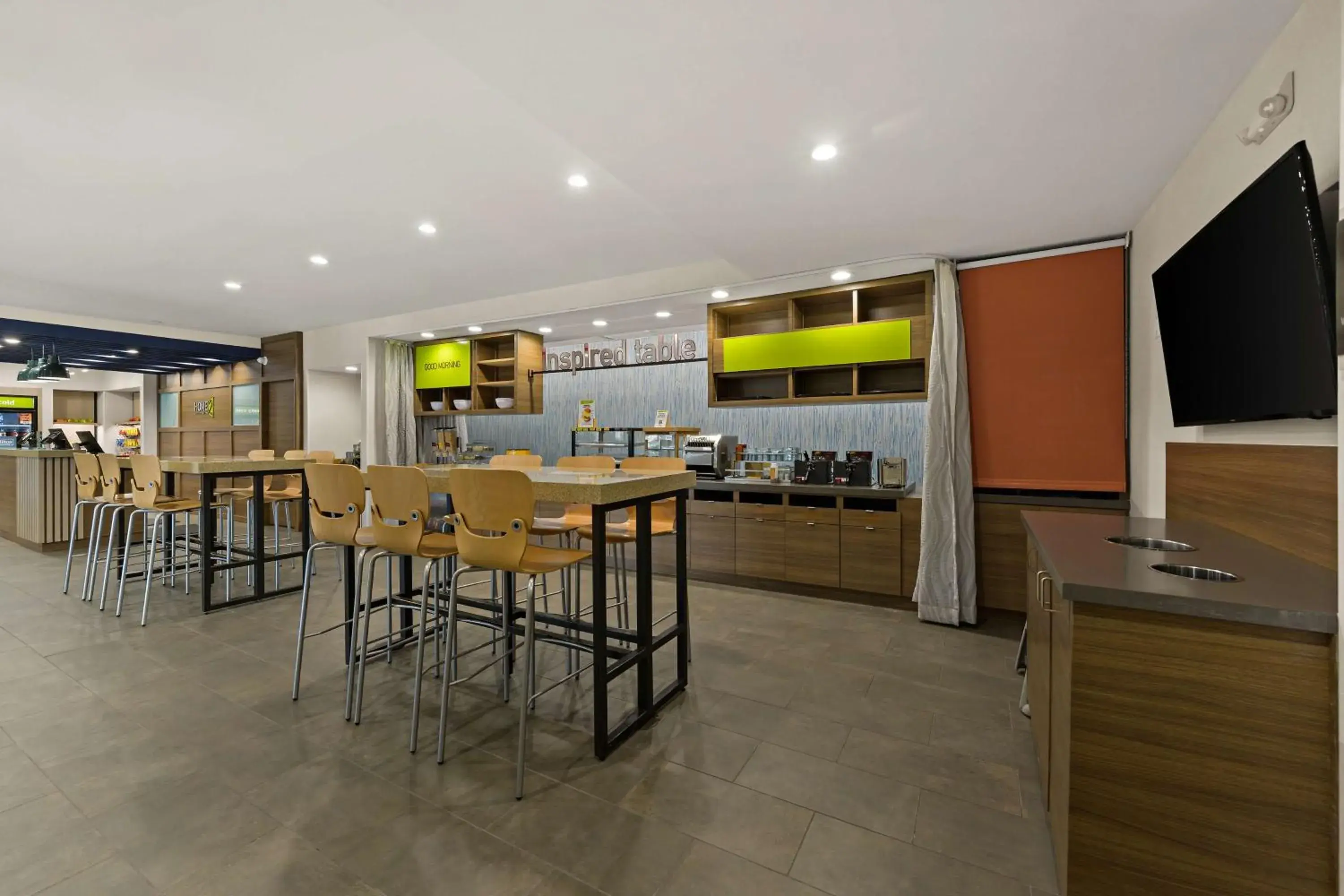 Breakfast in Home2 Suites By Hilton Baytown Breakfast in Home2 Suites By Hilton Baytown
