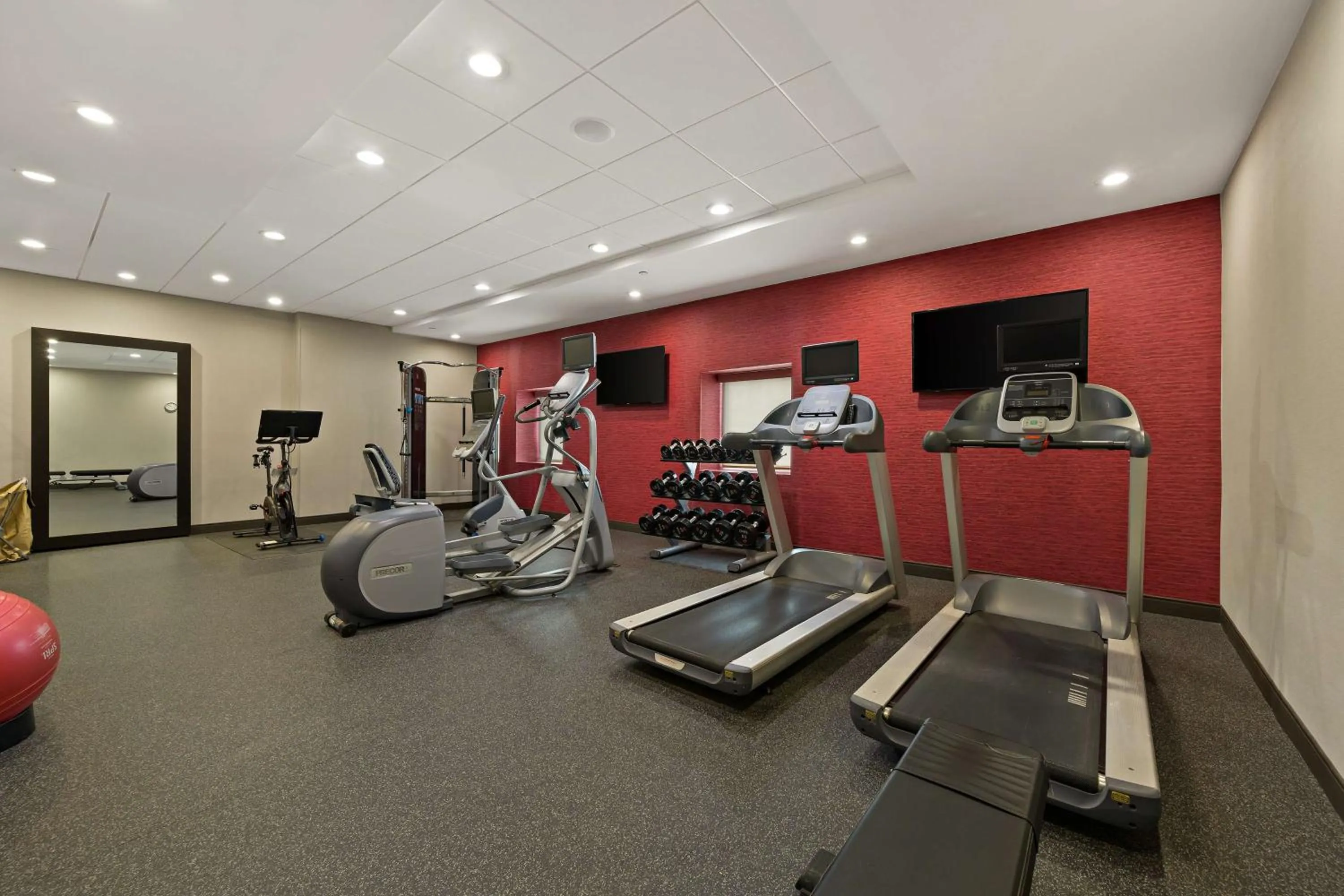 Fitness centre/facilities in Home2 Suites By Hilton Baytown