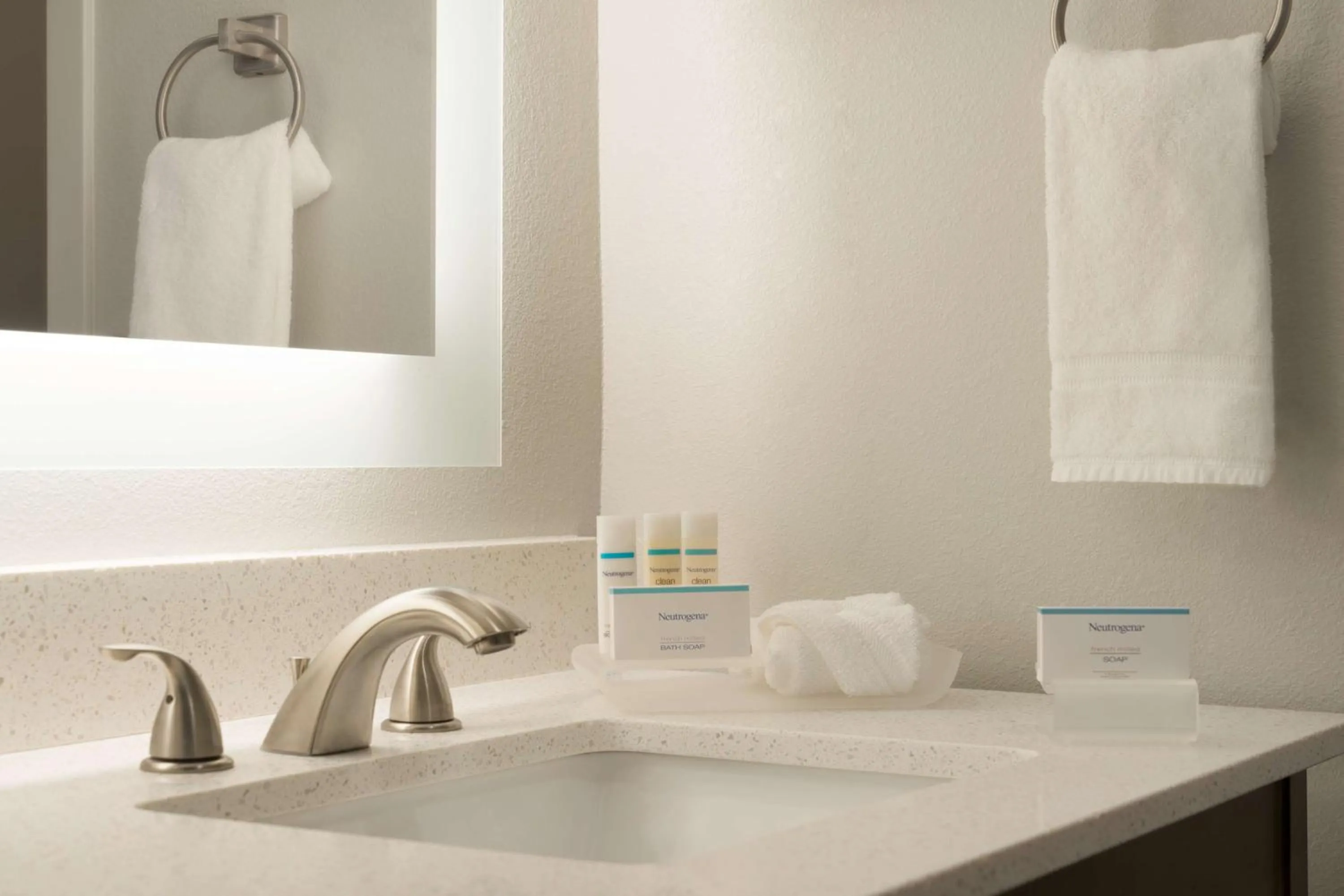 Bathroom in Homewood Suites By Hilton Memphis - Southaven