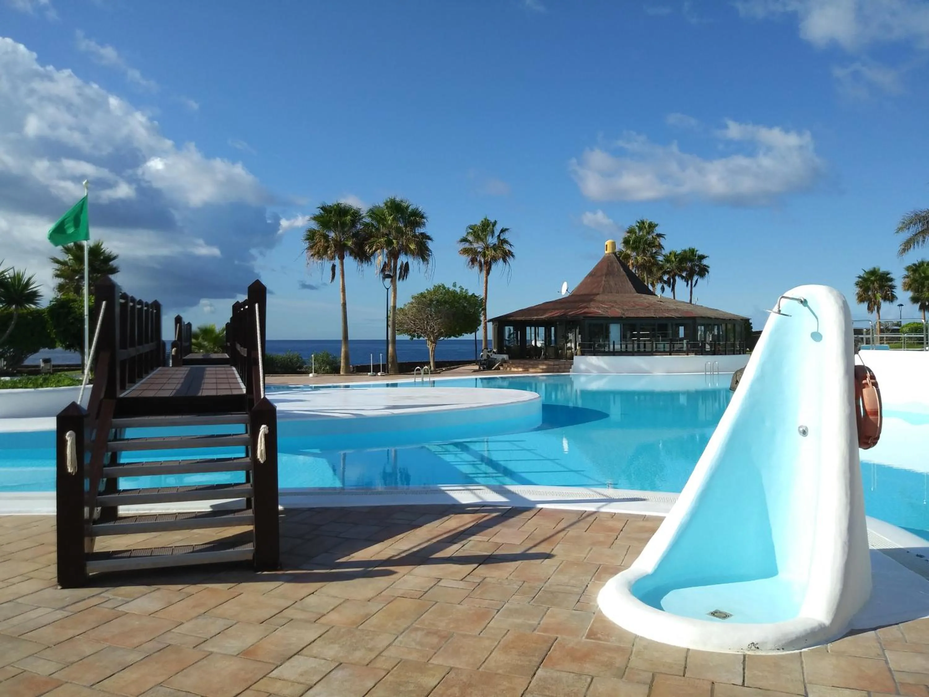 Sur Costa del Silencio Heated pool