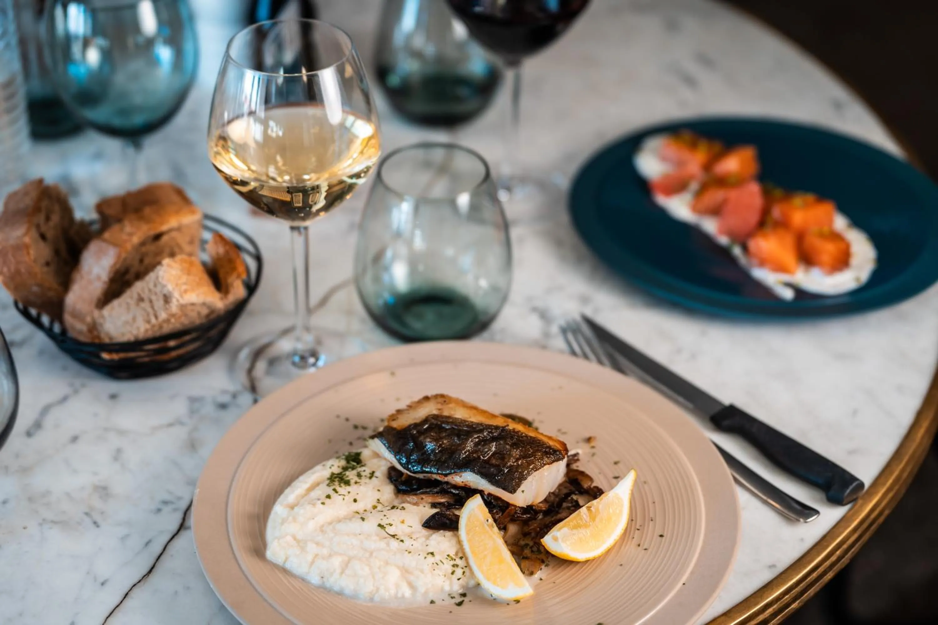 Restaurant/places to eat in Fahrenheit Seven Courchevel