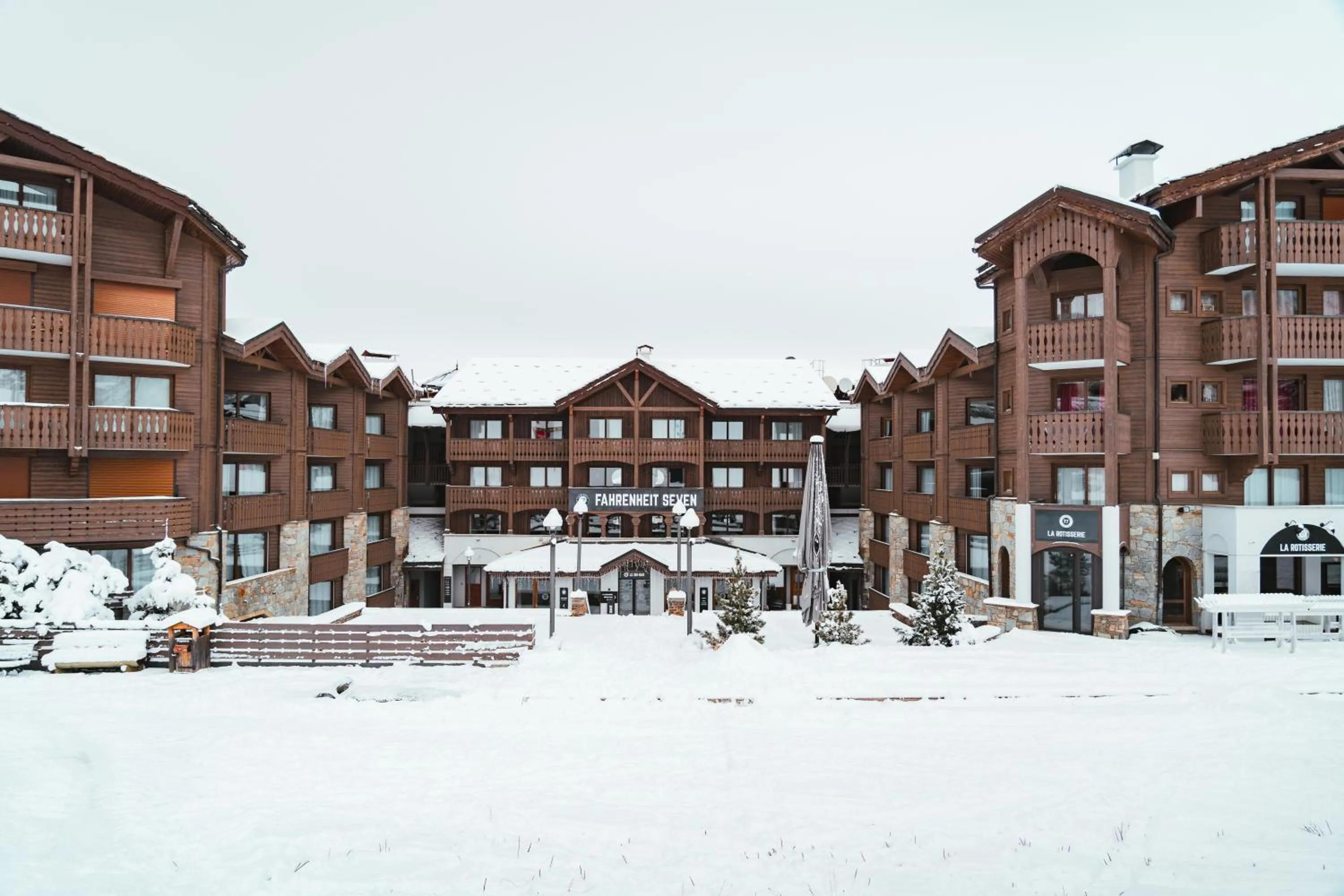 Property building in Fahrenheit Seven Courchevel