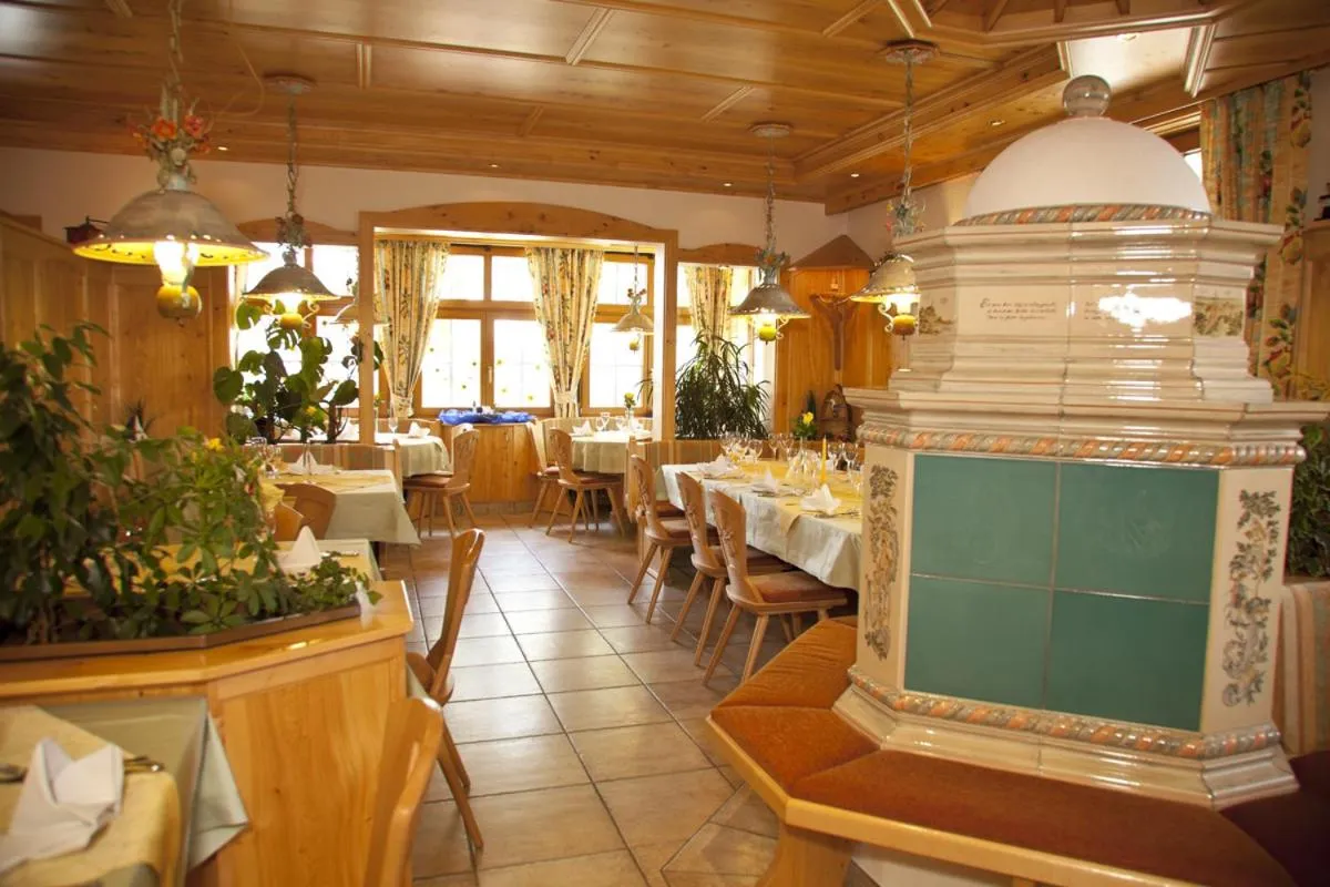 Restaurant/places to eat in Landgasthof Paradies