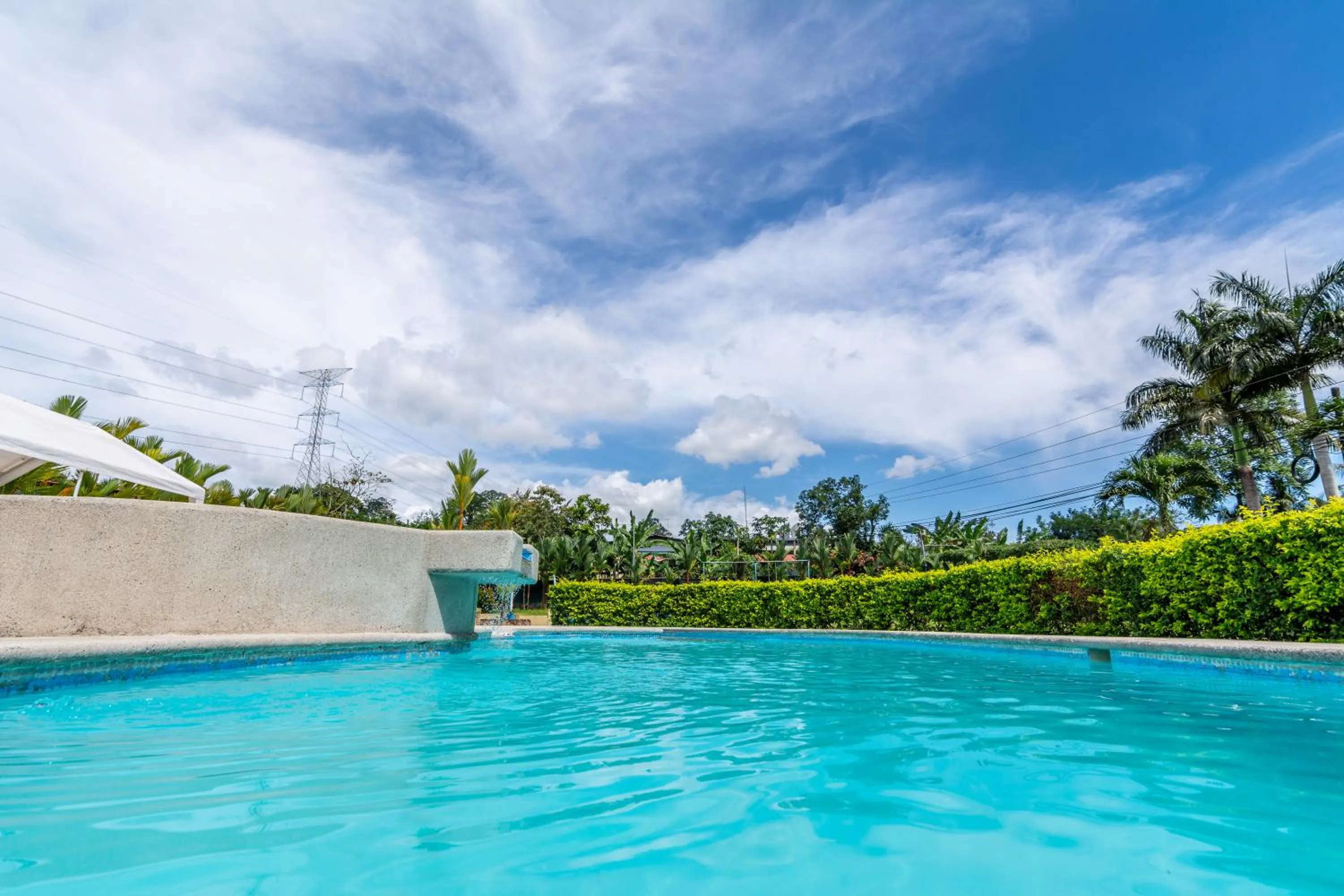 Pool view in Hotel Pacuare