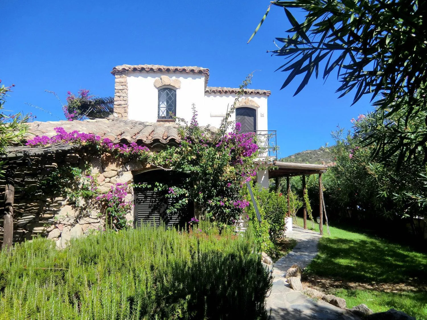 Facade/entrance in La Jacia Hotel & Resort